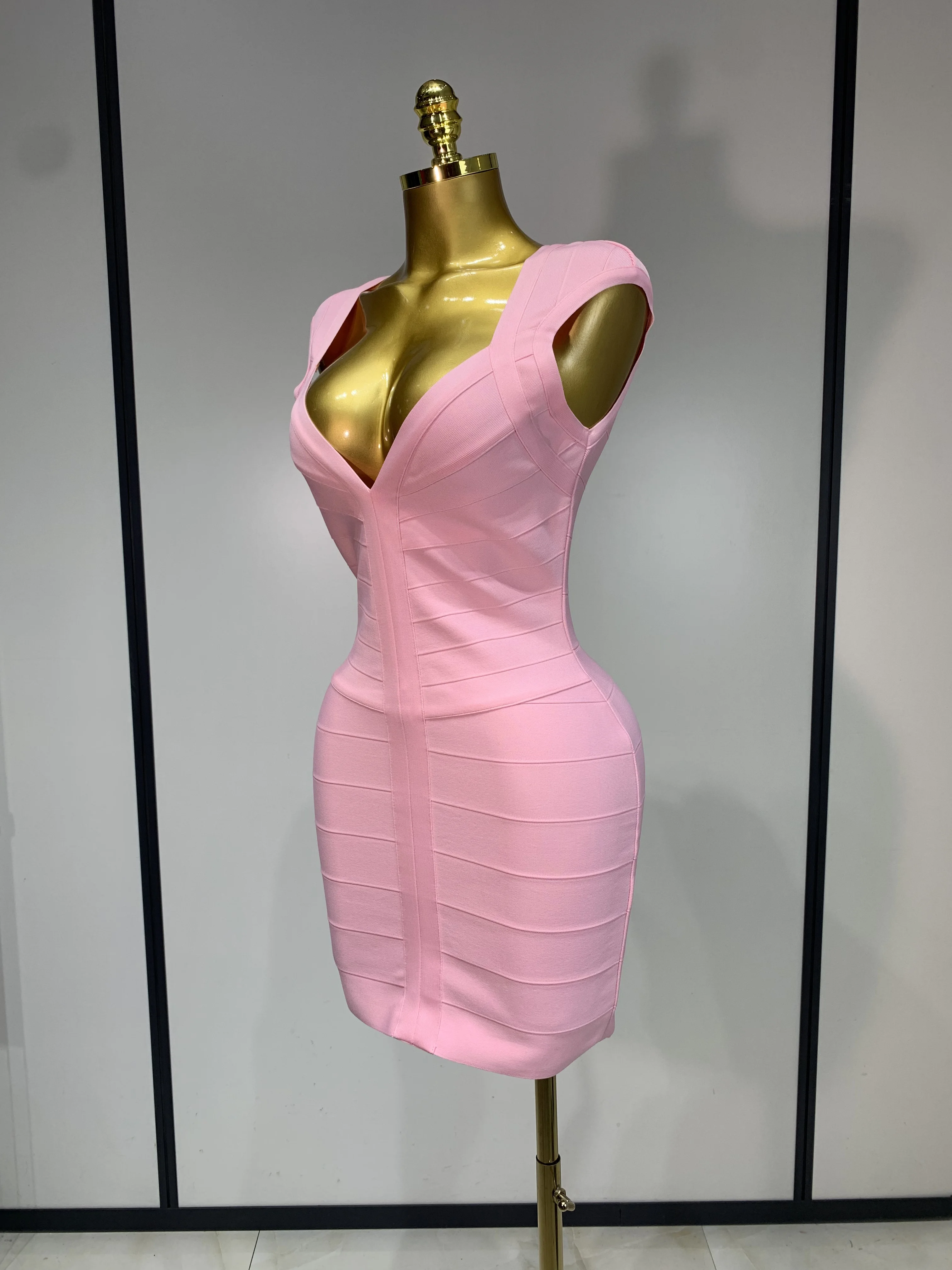 Women Sexy Sleeveless Deep V-neck Bodycon Mini Bandage Dresses Elegant Evening Party Luxury Birthday Club Prom Gown