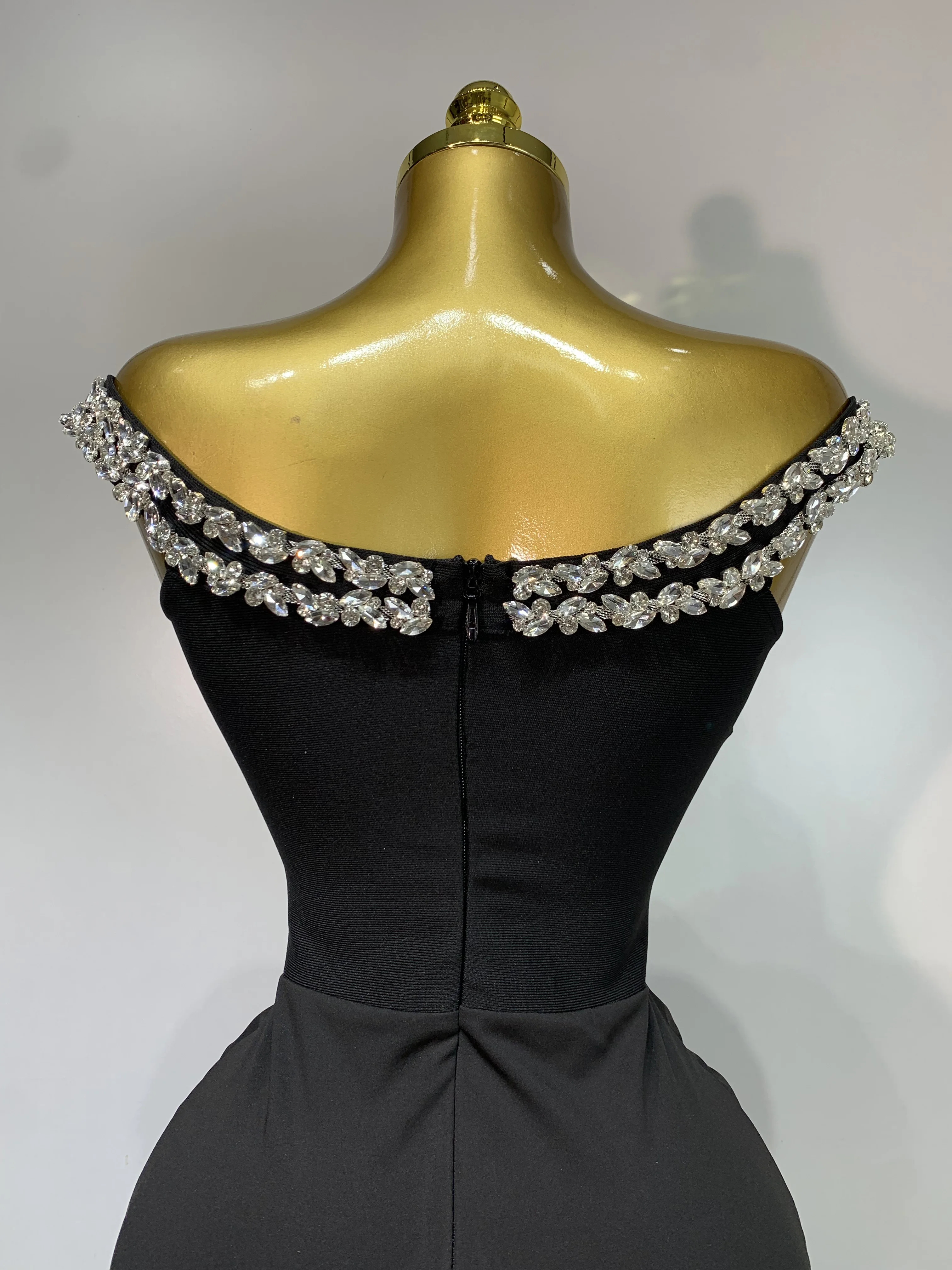 Women Sexy Off Shoulder Black Long Diamond Bodycon Bandage Dresses Celebrity Elegant Evening Party Nightclub Wedding Guest Dress