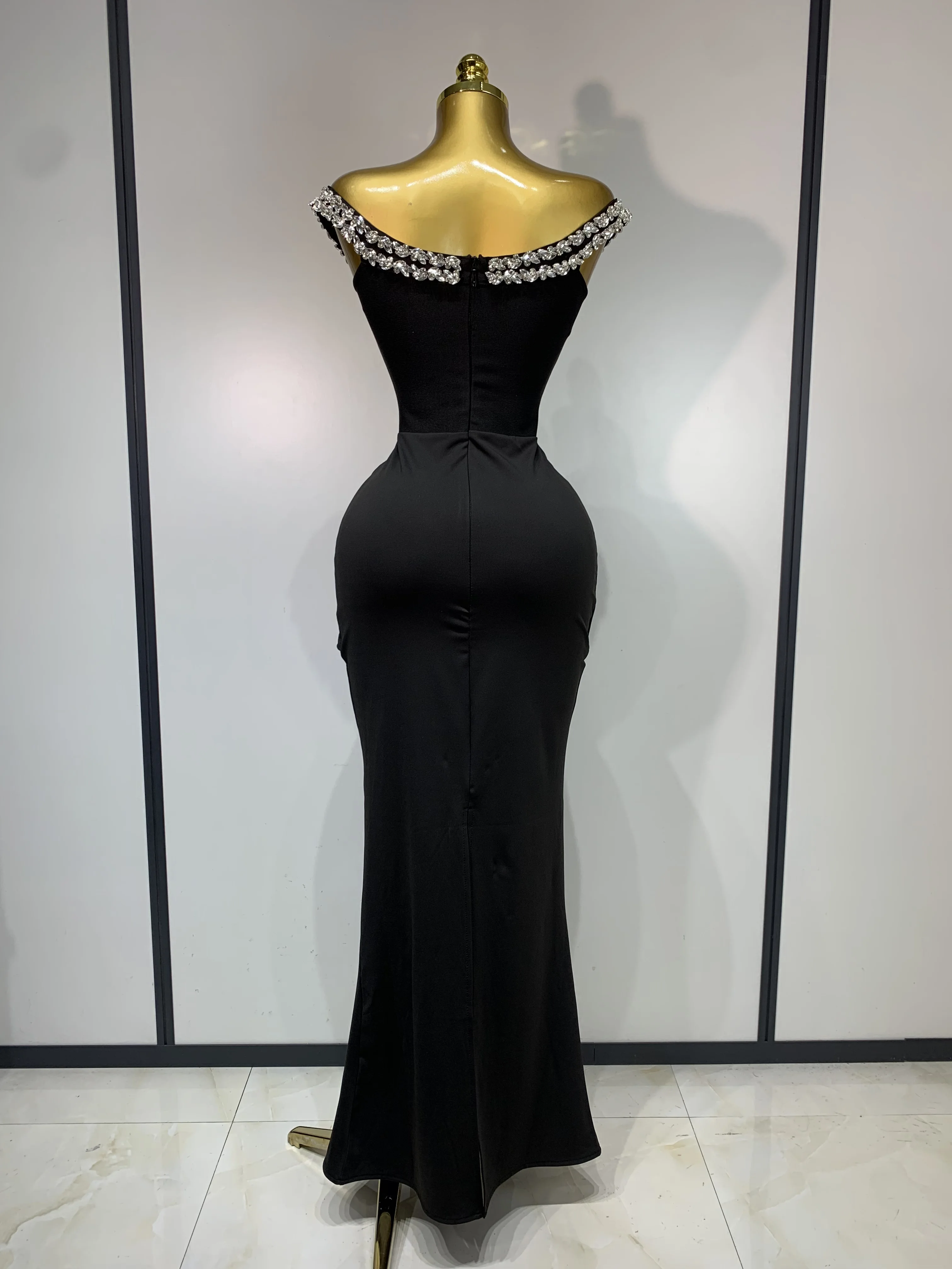 Women Sexy Off Shoulder Black Long Diamond Bodycon Bandage Dresses Celebrity Elegant Evening Party Nightclub Wedding Guest Dress