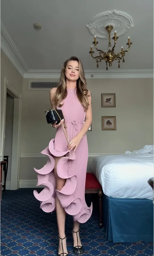 Elegant Women's Halter Maxi Dress Sexy Sleeveless Ruffled Irregular High Slit Slim Dresses Romantic Wedding Guest Party Vestidos