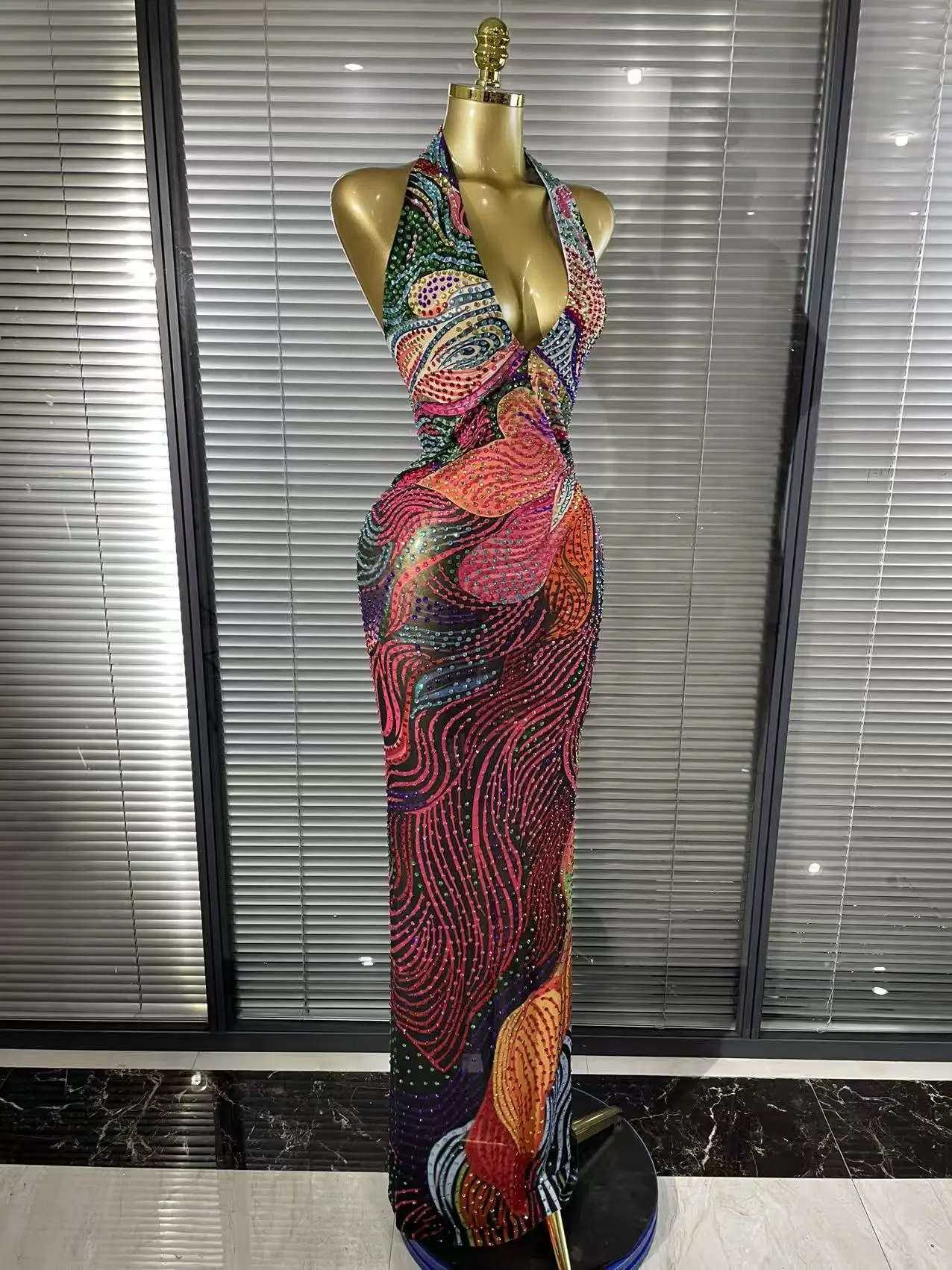 Blue Color Women Sexy Halter Backless Shinning Chain Bodycon Mini Dress Celebrate Nightclub Party Performance Costume Stage Wear