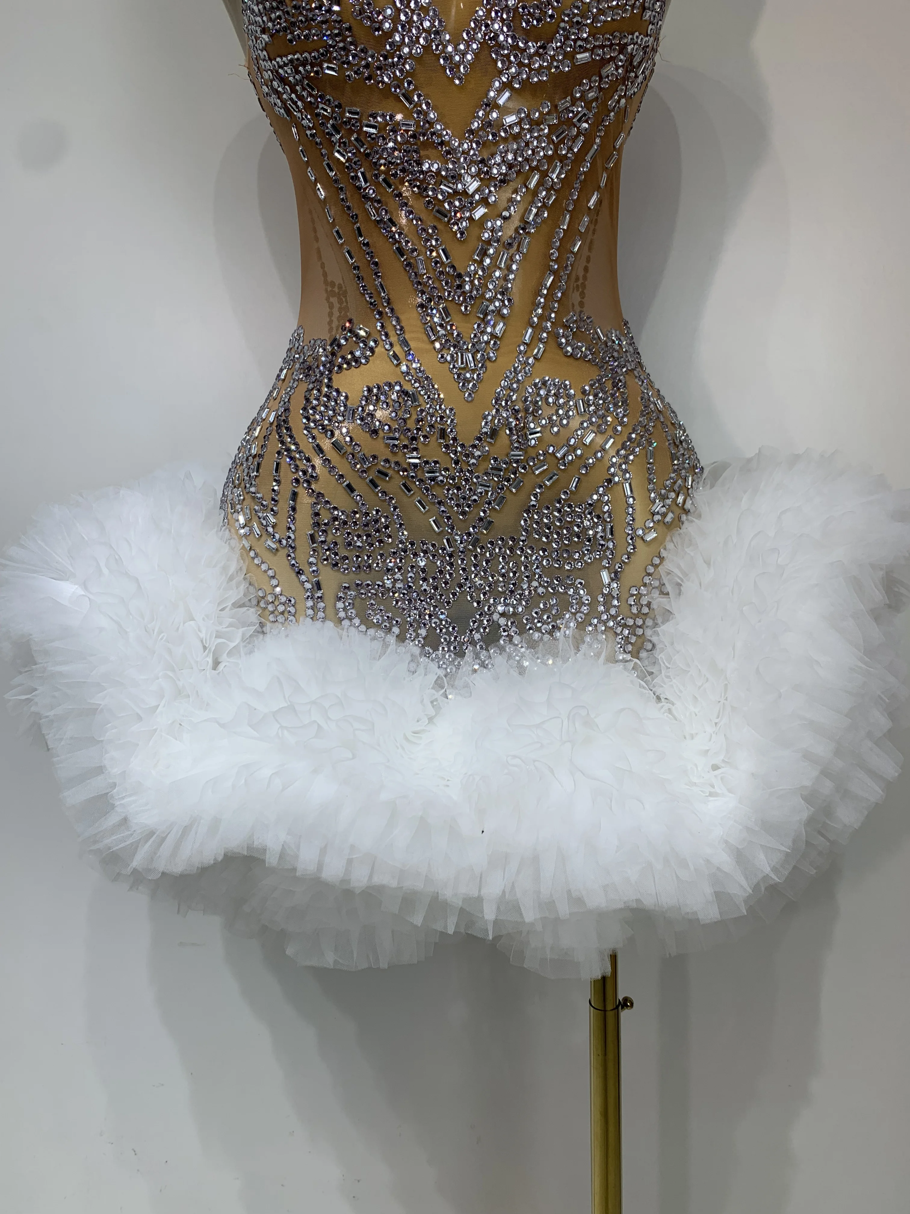 Luxury Women Sexy Sparkly Rhinestone Sleeveless Mesh See Through Bodycon Mini Birthday Dress Evening Party Performance Costume