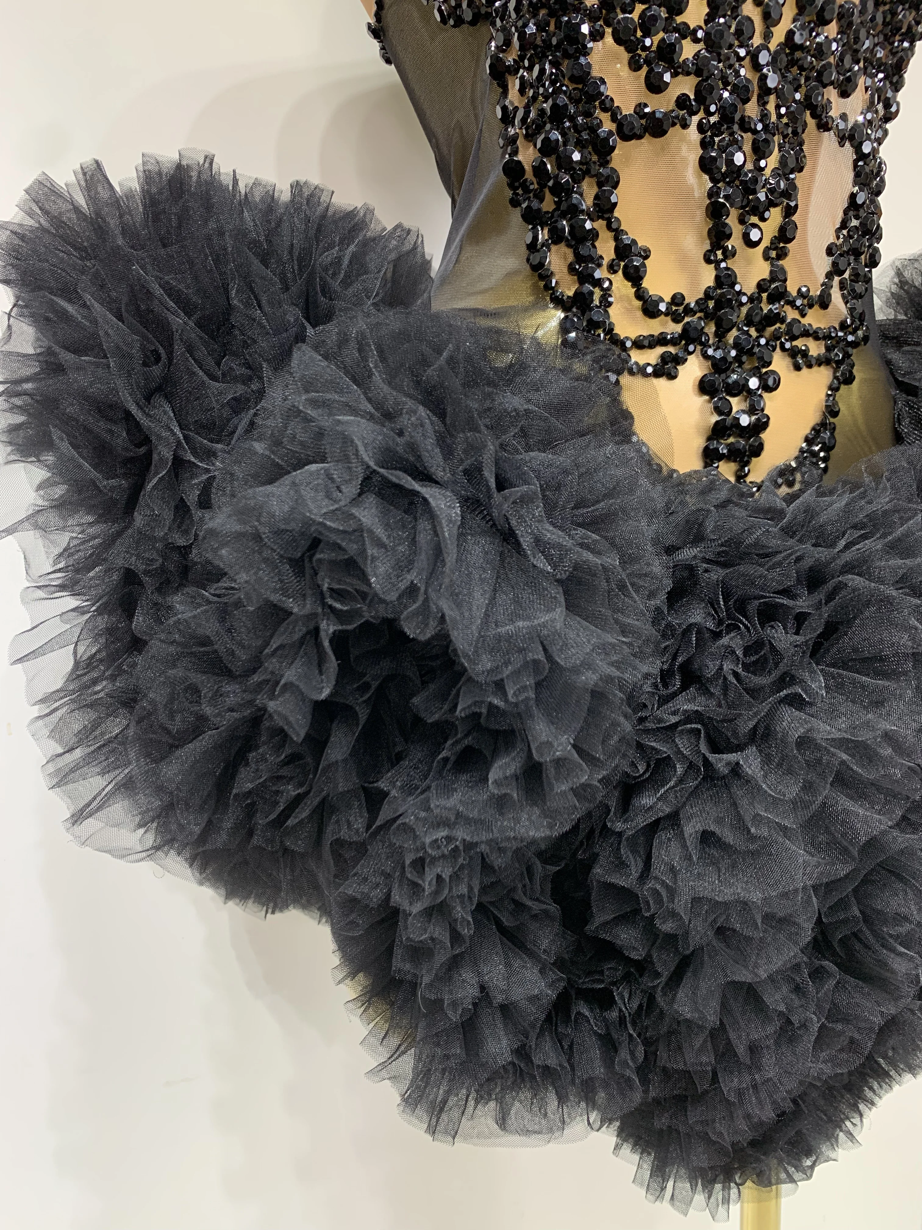 Luxury Women Sexy Sparkly Rhinestone Sleeveless Mesh See Through Bodycon Mini Birthday Dress Evening Party Performance Costume