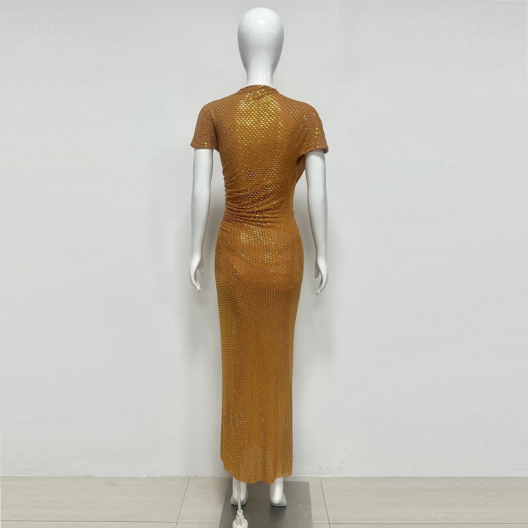 Summer 2025 Women's New Orange Short Sleeve Slim Fit Pleated Shiny Long Dress Elegant Fashionable Evening Party Dress