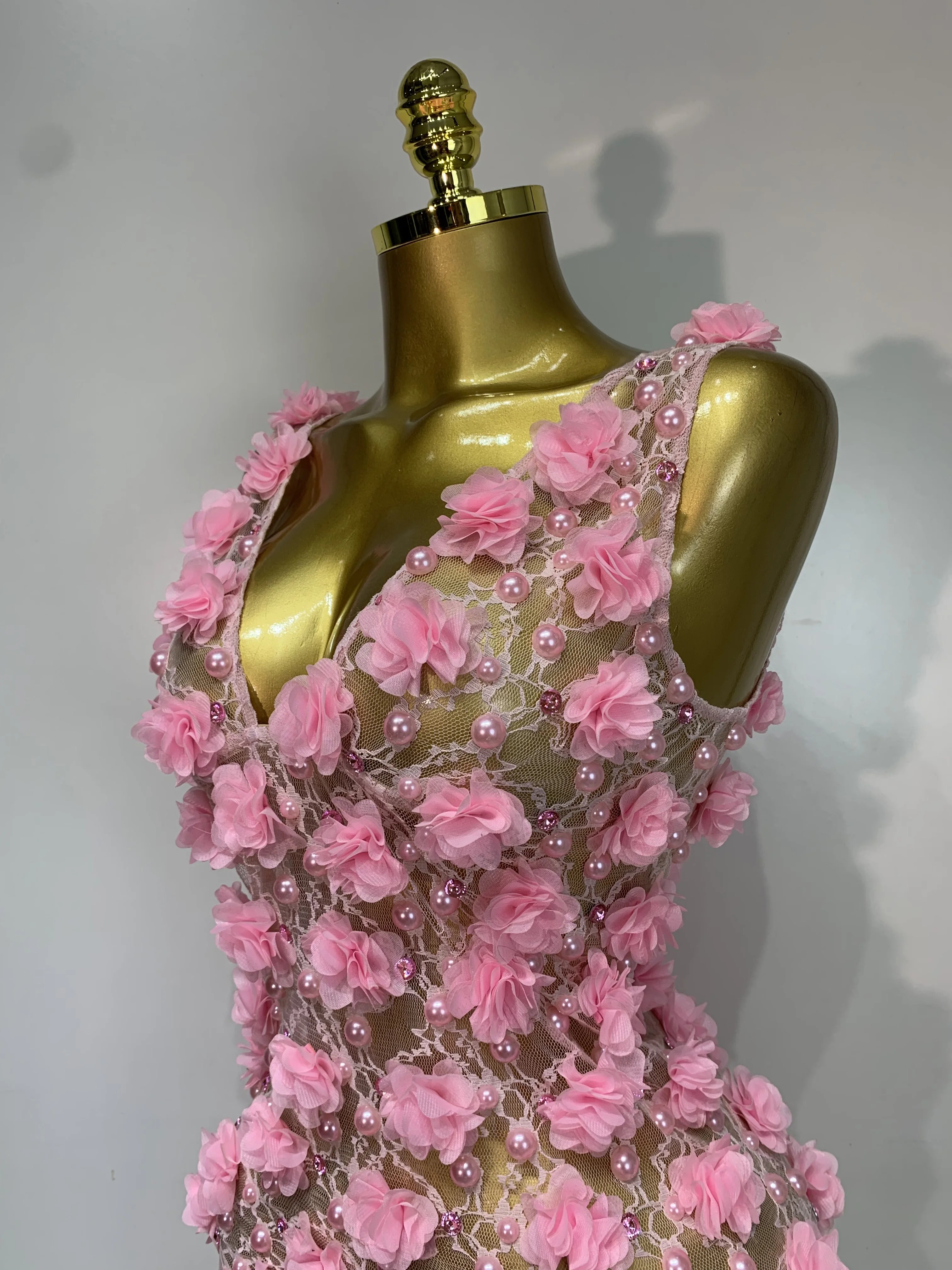 Women Luxury Pink Flowers Pearls Lace See Through Bodycon Mini Dress Birthday Photoshoot Evening Party Nightclub Stage Costume