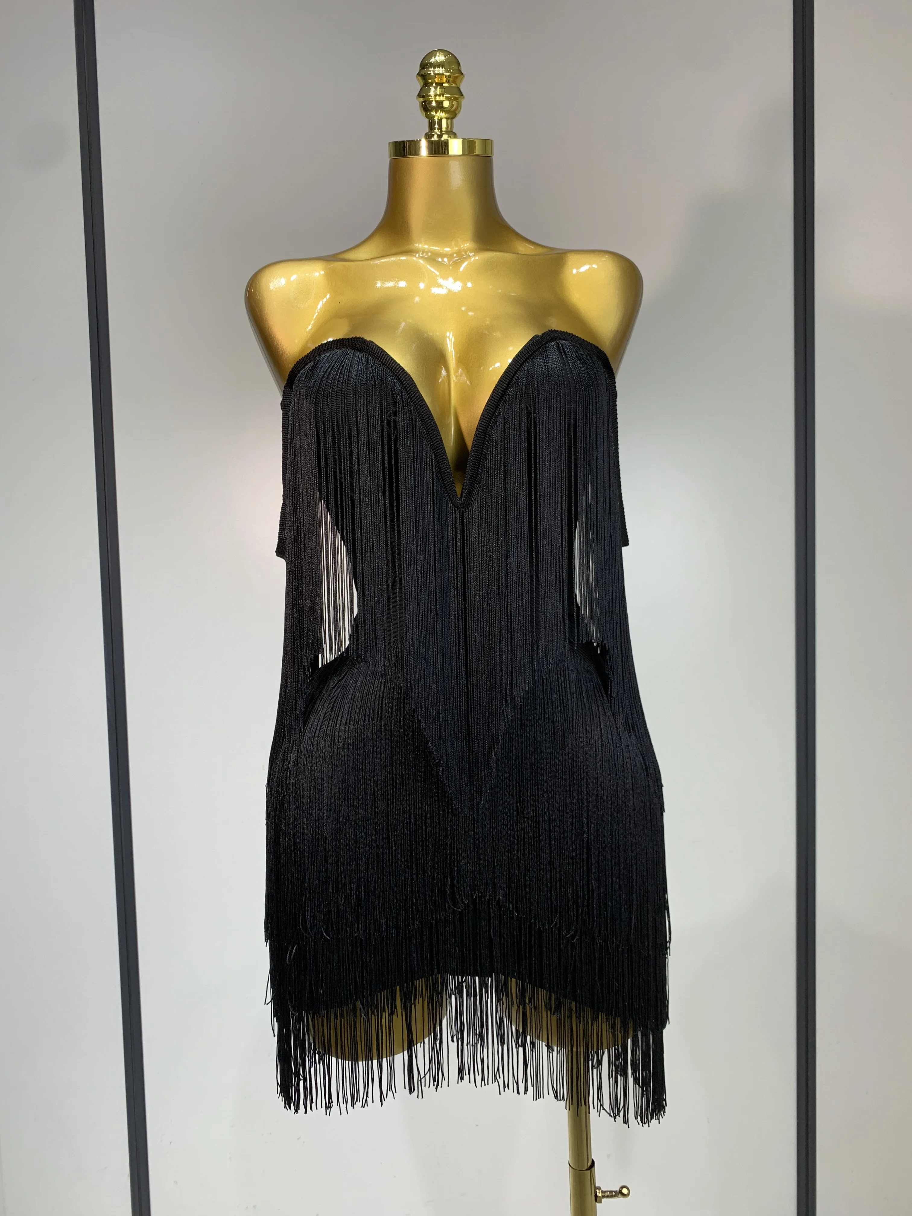 Women Sexy Strapless Tassel Off Shoulder Bandage Dress Fancy Club Celebrity Evening Party Mini Bodycon Dress Birthday Vestido