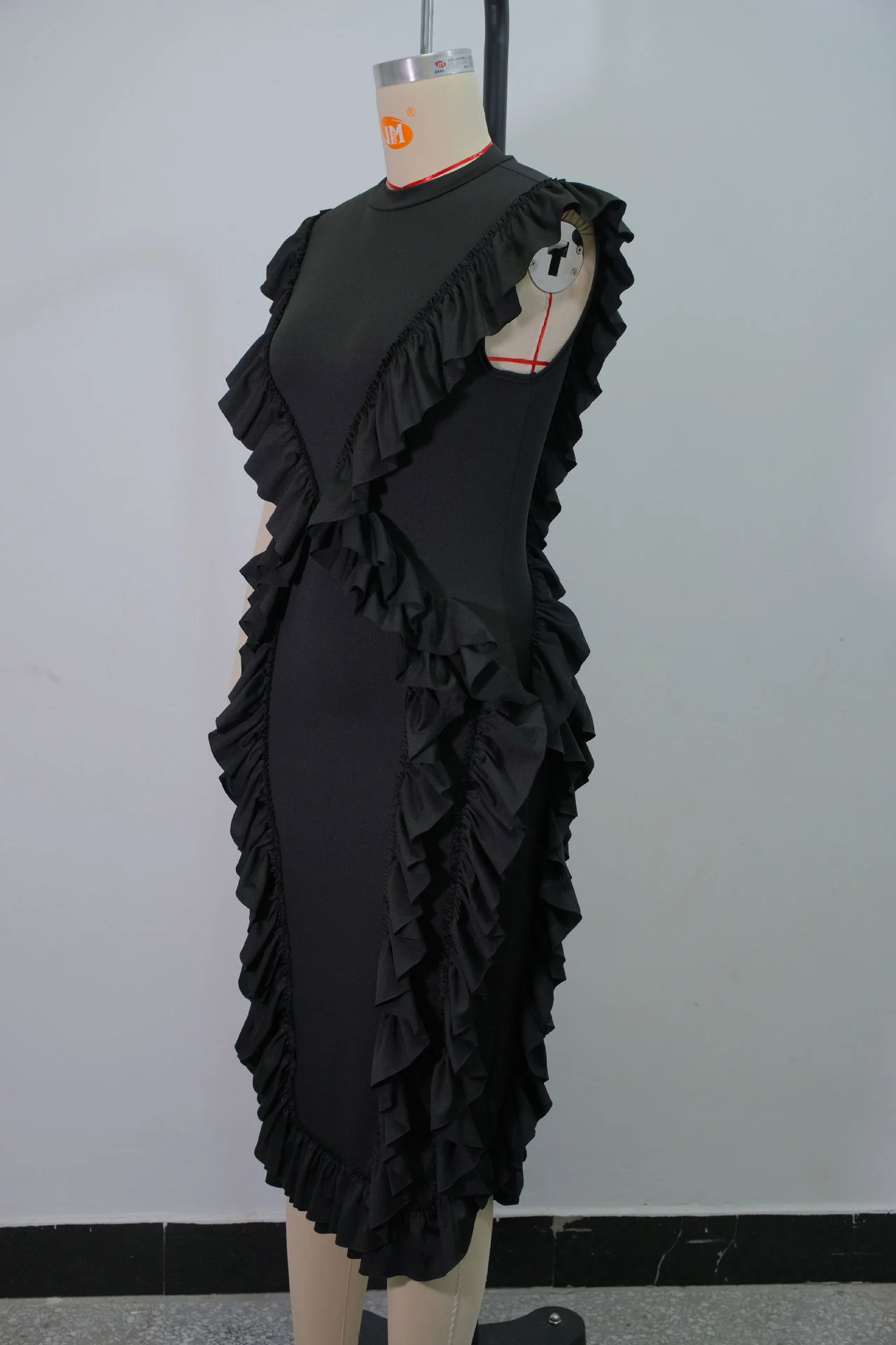 Women Plus Size Skinny Dress Round Neck Tassel Ruffle Hem Sleeveless Bodycon Casual Elegant Streetwear Slim Summer Dresses