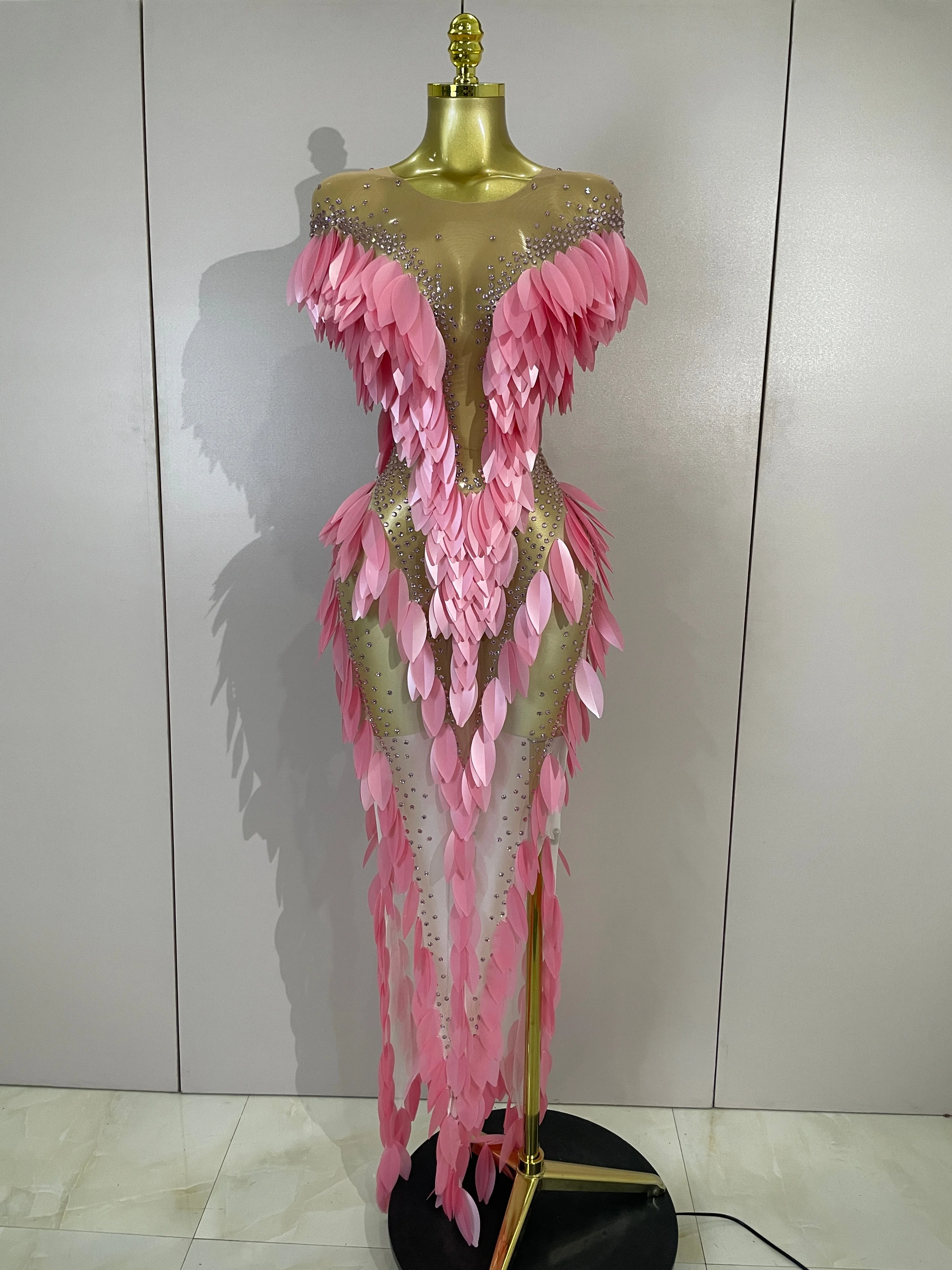 2026 Elegant Pearl Transparent Mesh Long Dress Women Evening Party Birthday Wedding Gown Red Carpet Celebrity Sexy Stage Outfit