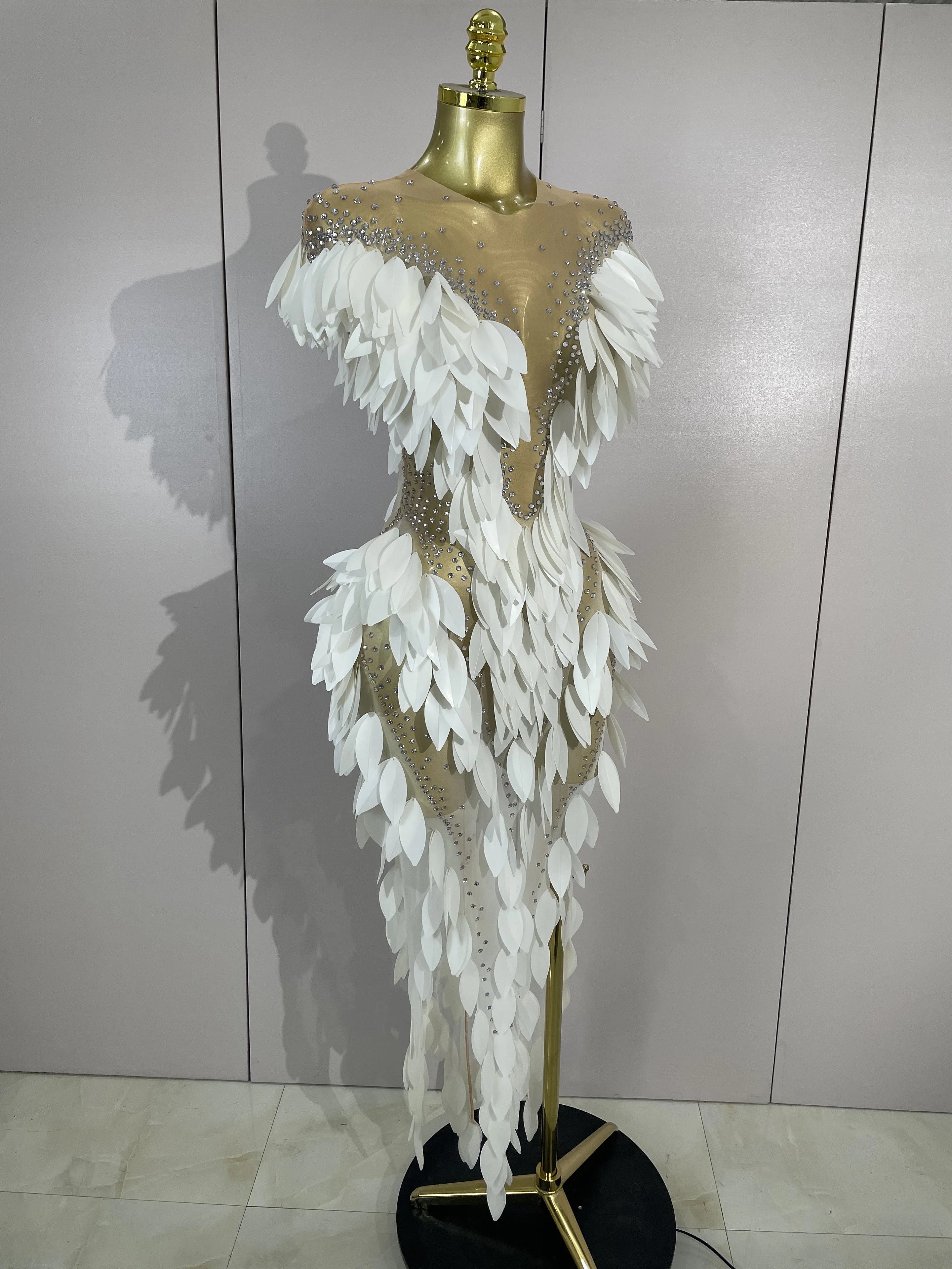 2026 Elegant Pearl Transparent Mesh Long Dress Women Evening Party Birthday Wedding Gown Red Carpet Celebrity Sexy Stage Outfit