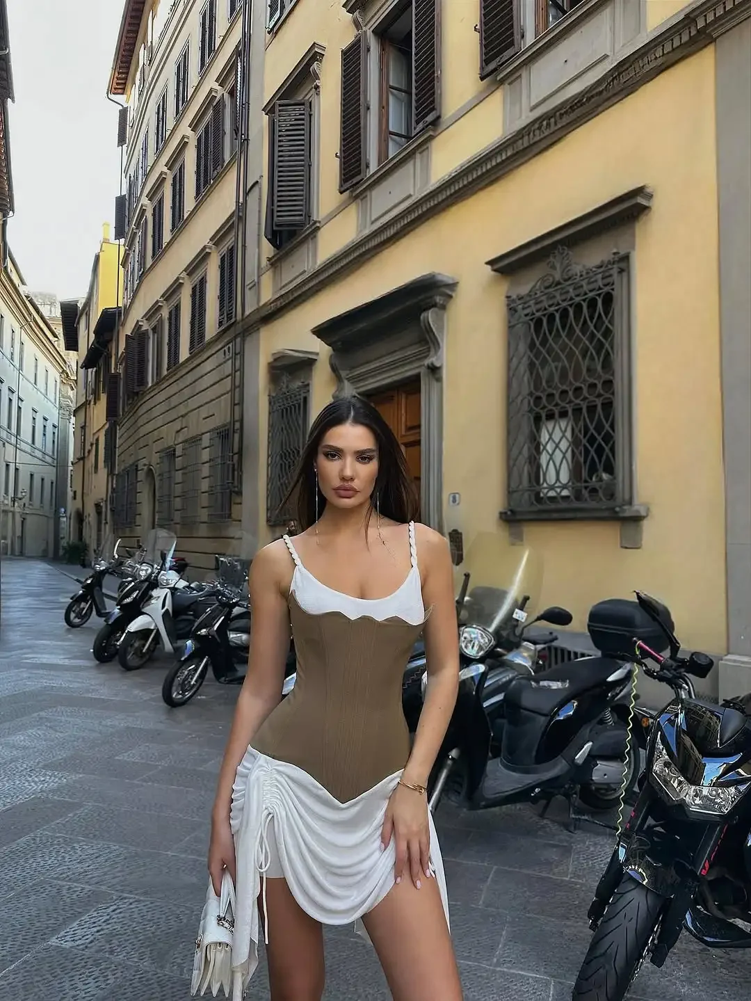 Women Contrast Patchwork Pleated Sling Dress Sexy Sleeveless Off-shoulder Pleated Slim Mini Gown 2026 Lady Holiday Party Dresses