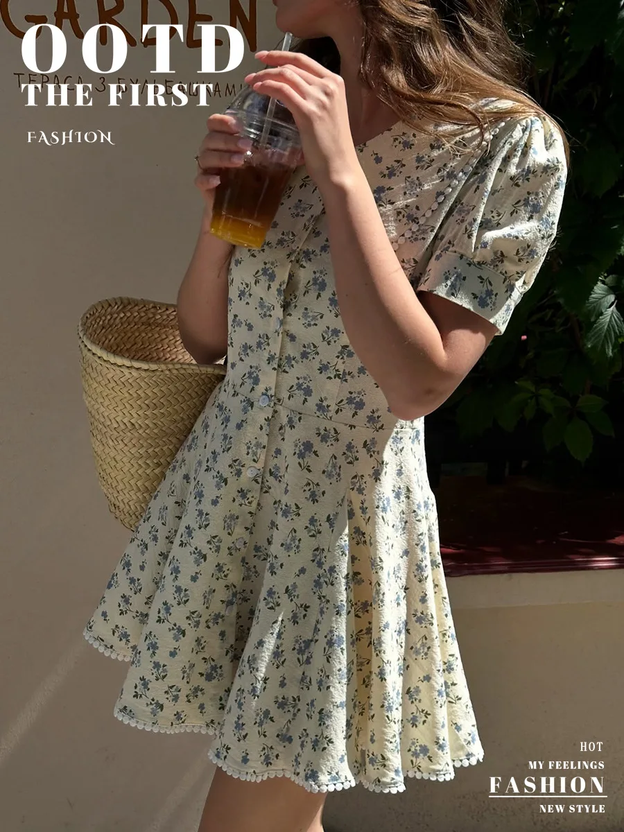 Bornladies 2026 Summer New Floral Short Sleeve Dress Women's Elegant Slim Fit Sweet Button Front Puff Sleeves Mini Dress