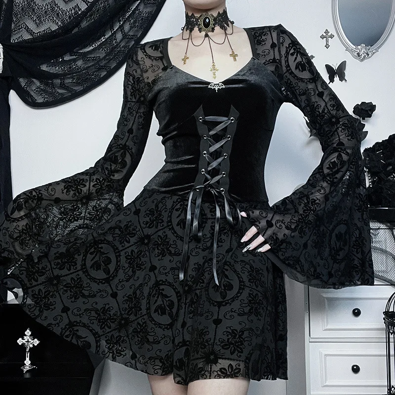 Goth Dark Elegant Vintage Mall Gothic Velvet Dresses Grunge Punk Style Flocked Bandage Dress Women Flare Sleeve Party Alt Outfit