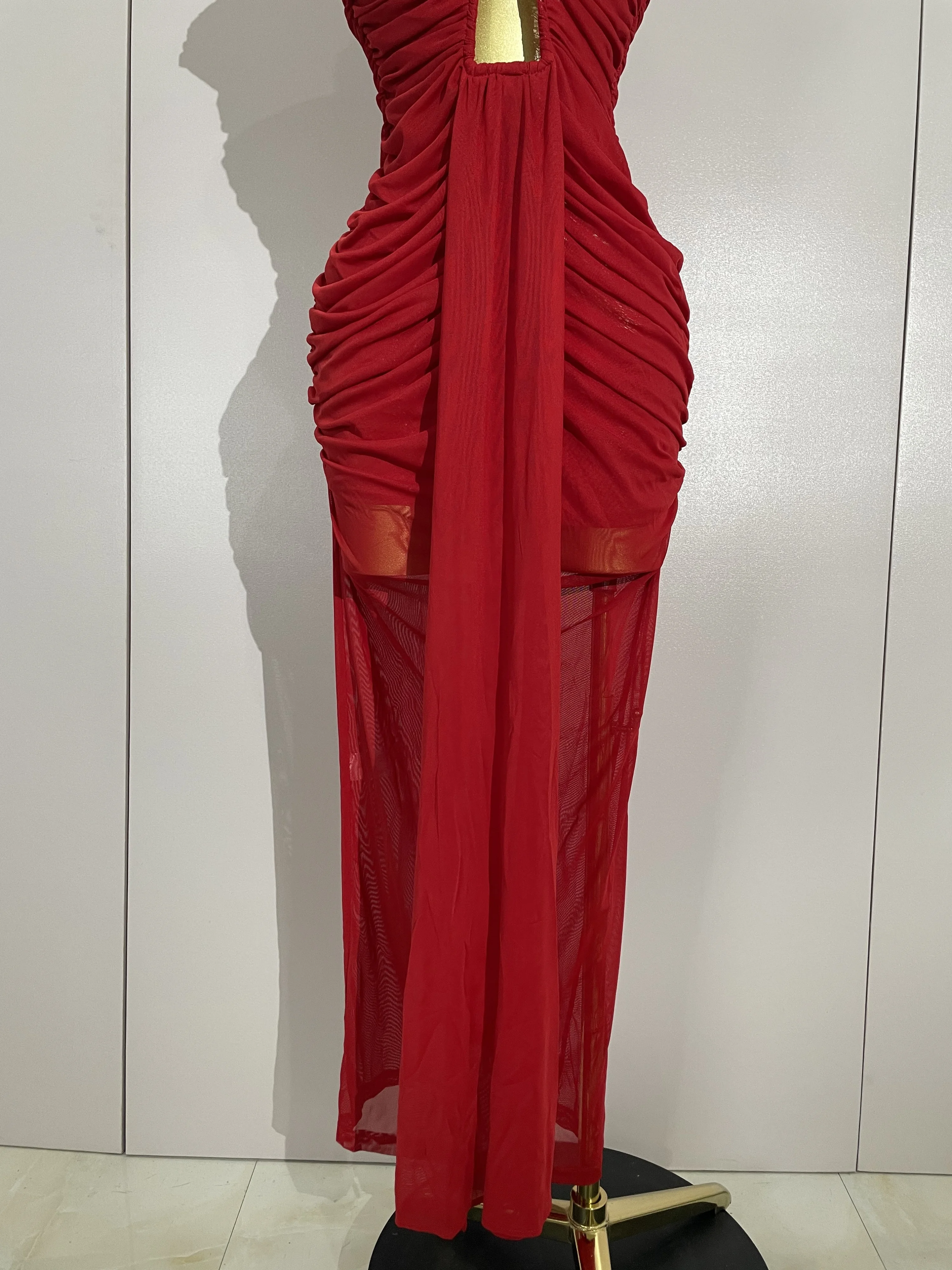 Women Sexy Sleeveless O-Neck Hollow Out Mesh Bodycon Long Dress Fashion Show Celebrate Celebrity Evening Birthday Party Dress