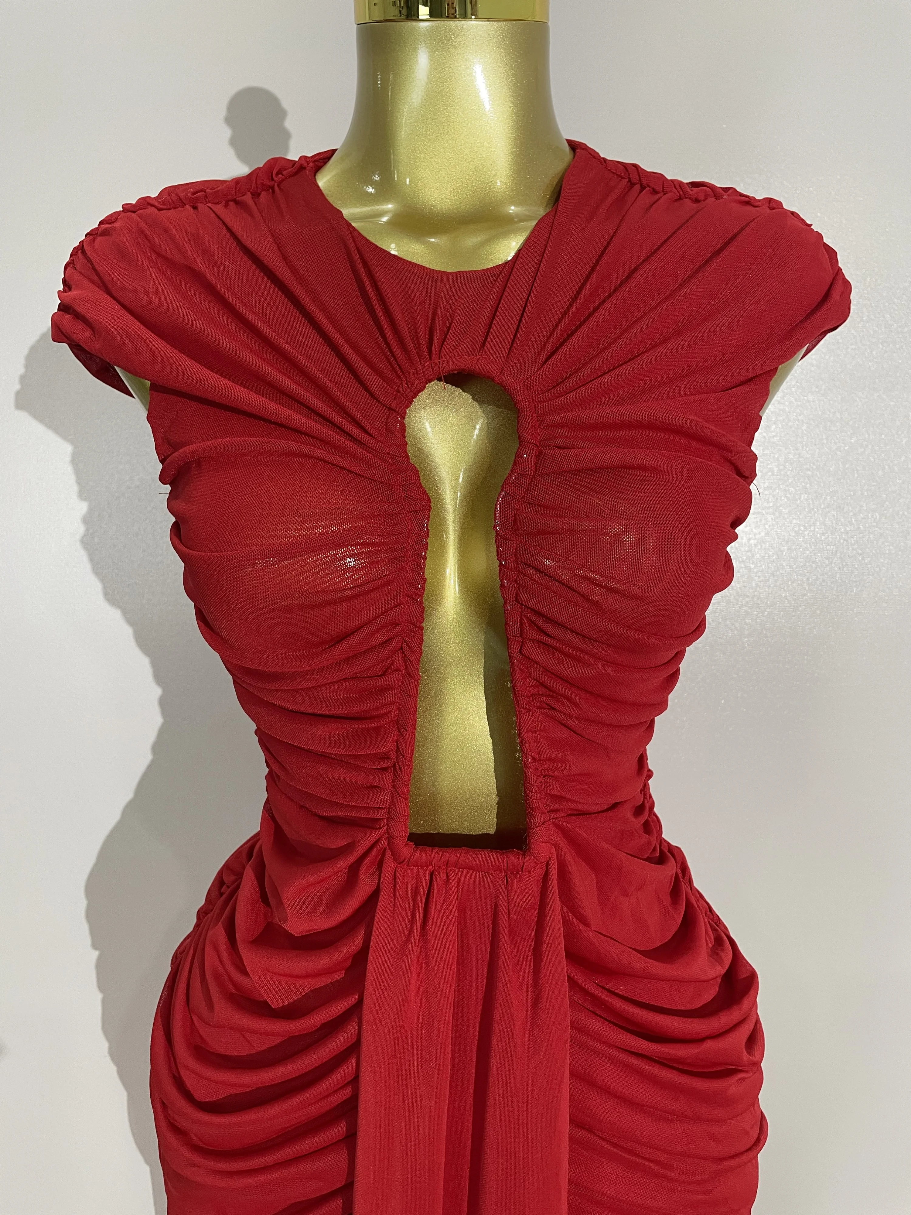 Women Sexy Sleeveless O-Neck Hollow Out Mesh Bodycon Long Dress Fashion Show Celebrate Celebrity Evening Birthday Party Dress