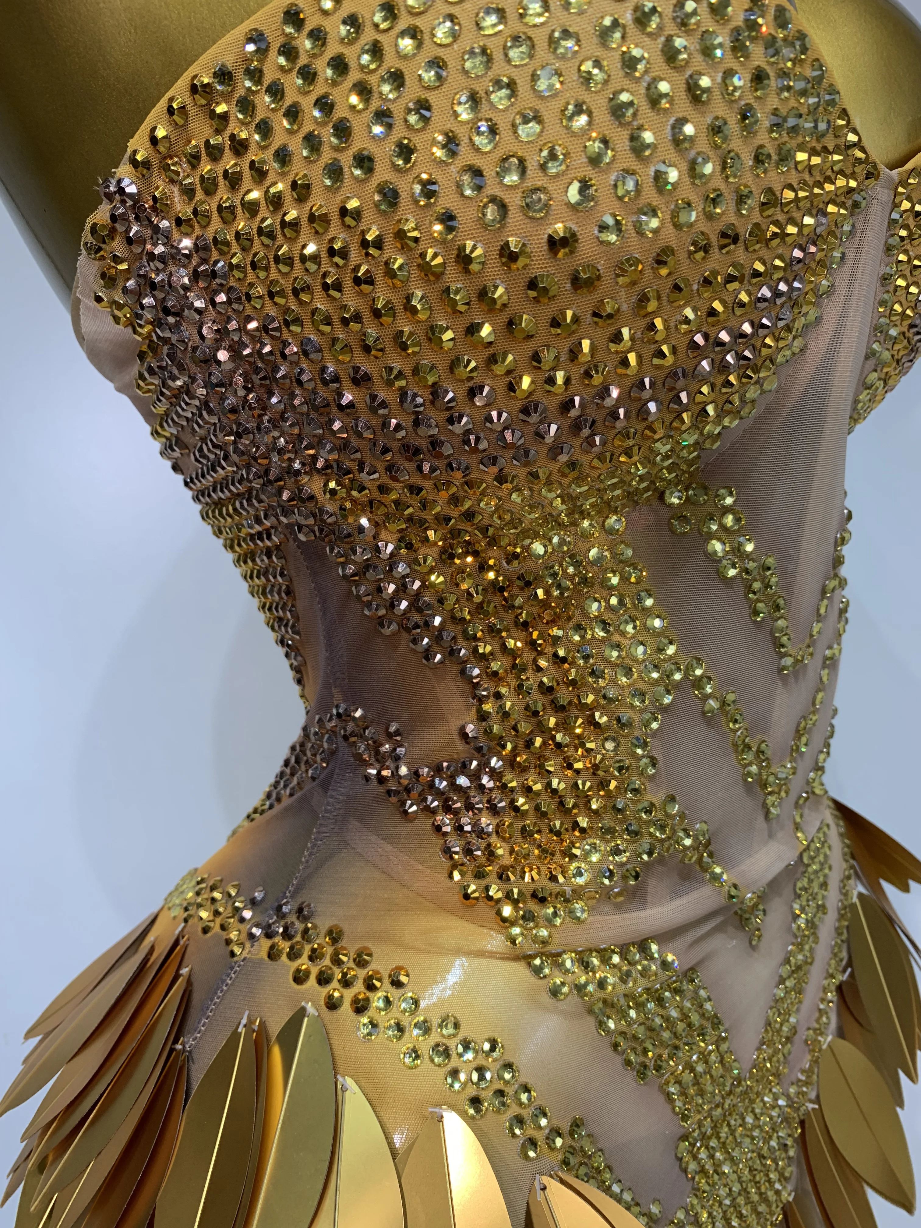 Women Sexy Strapless Mesh Maxi Long Dress Sparkly Gold Rhinestone Sequin Evening Party Gown Luxury Nightclub Birthday Prom Dress