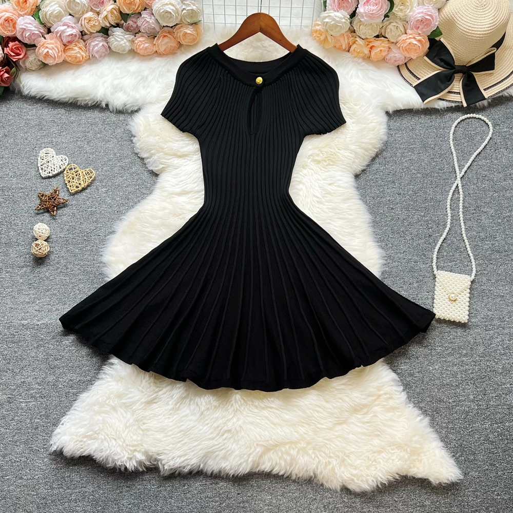 YuooMuoo Korean Fashion A-line Knitted Short Dress 2026 New Y2K Summer Red Black Pleated Party Dress Streetwear Lady Vestidos