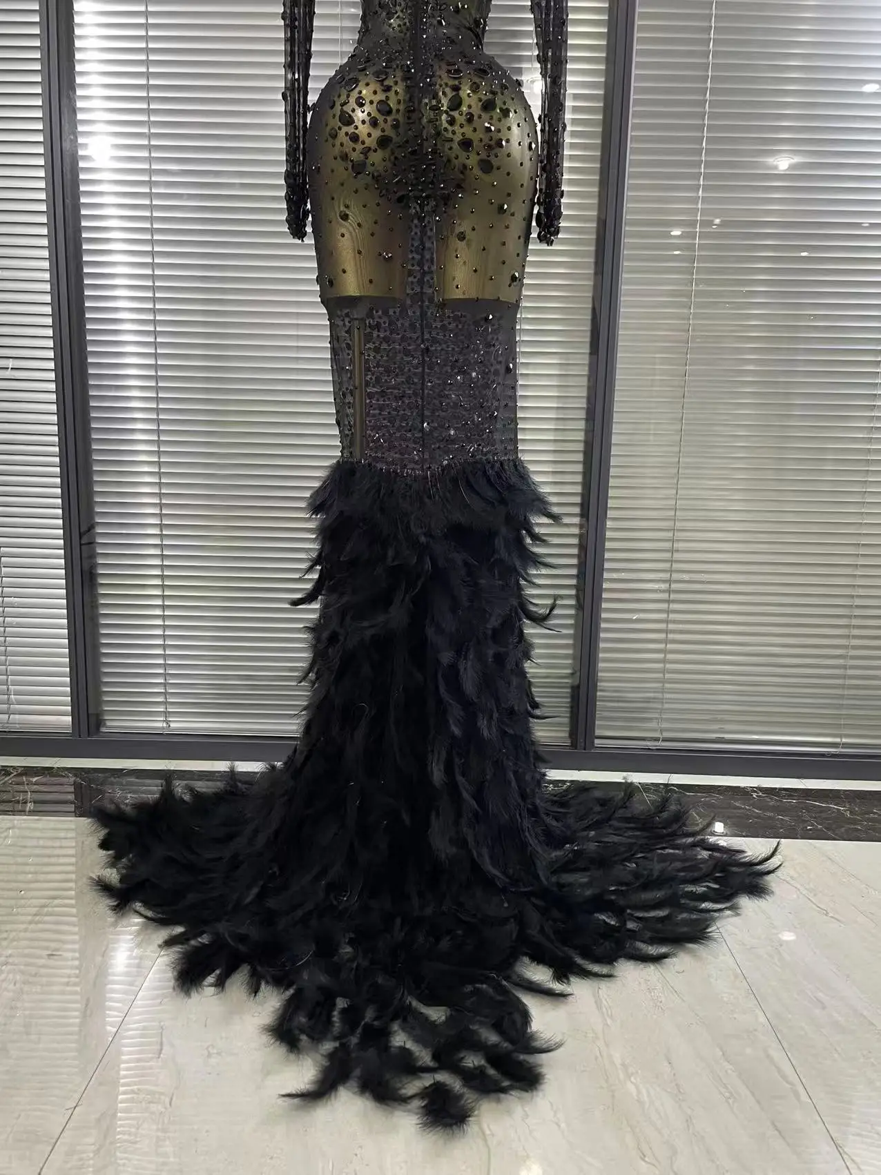 Black Red Women Long Sleeve Sexy Sparkly Crystal Mesh See Through Feathers Floor-length Mermaid Dress Evening Party Prom Outfit