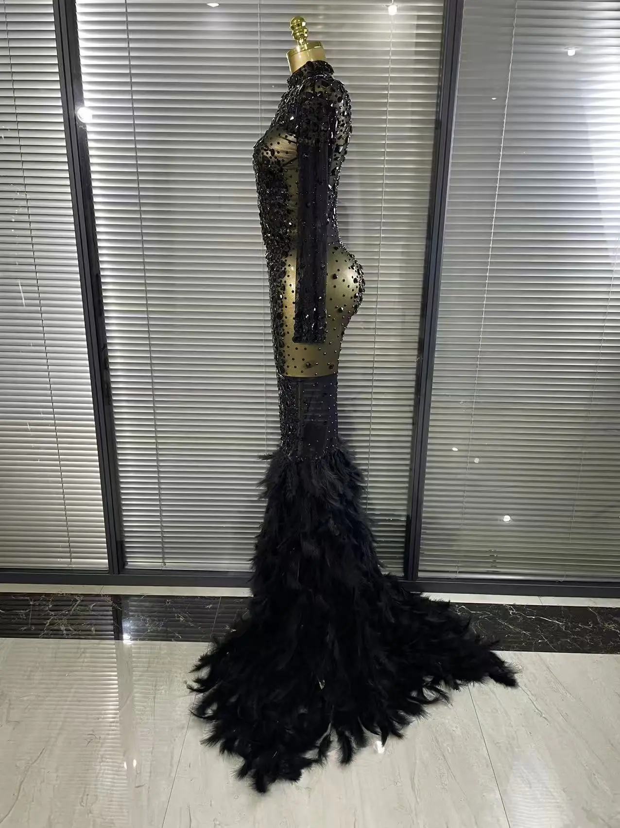 Black Red Women Long Sleeve Sexy Sparkly Crystal Mesh See Through Feathers Floor-length Mermaid Dress Evening Party Prom Outfit