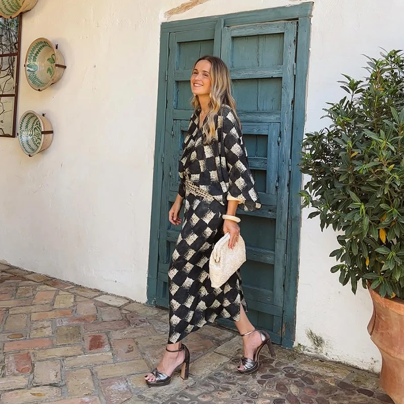 V-Neck Loose Waist Cinched Long Dress Woman Contrasting Colors Short Sleeve Pleated Maxi Dresses Chic Vacation Women's New Dress