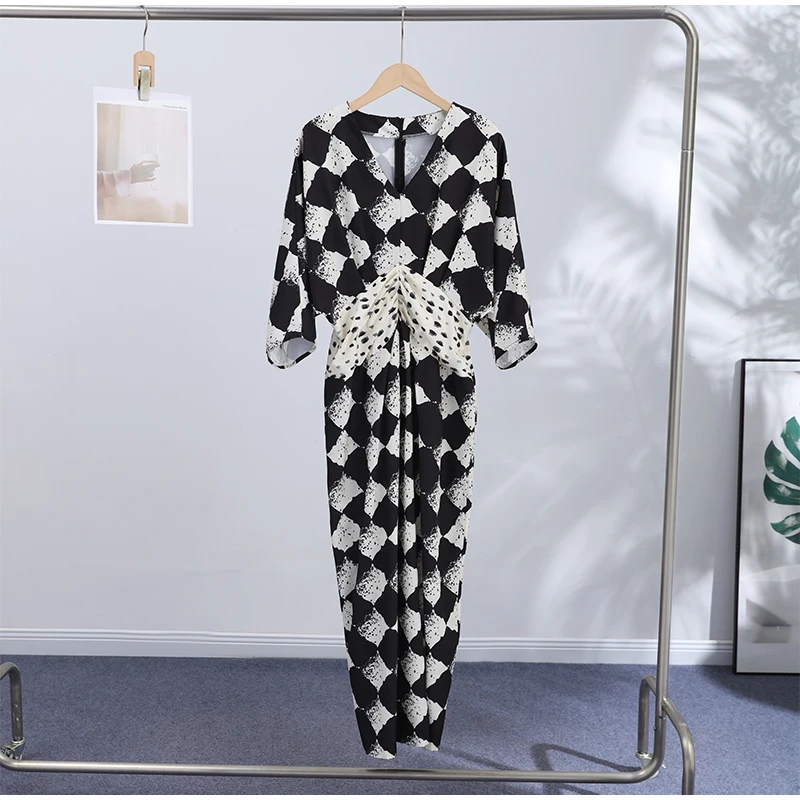V-Neck Loose Waist Cinched Long Dress Woman Contrasting Colors Short Sleeve Pleated Maxi Dresses Chic Vacation Women's New Dress