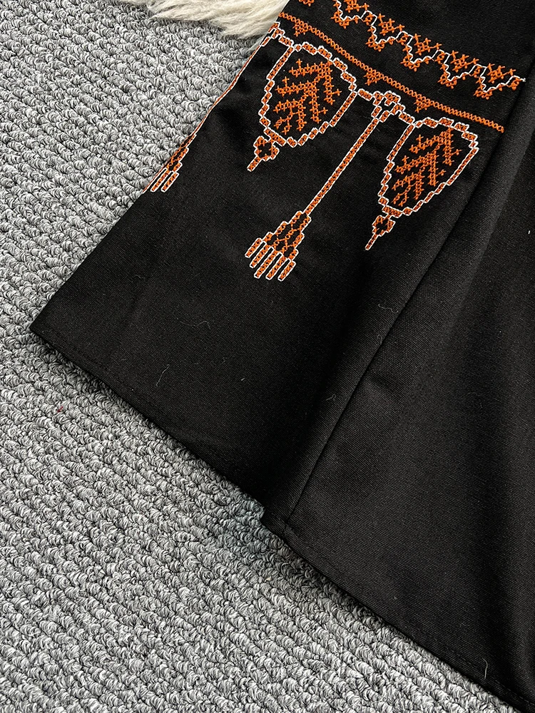 Bohemian Retro Ethnic Style Dress Women's New Spring Autumn Embroidered Lace Up Lantern Sleeves Waist Cinching Long Dress A155