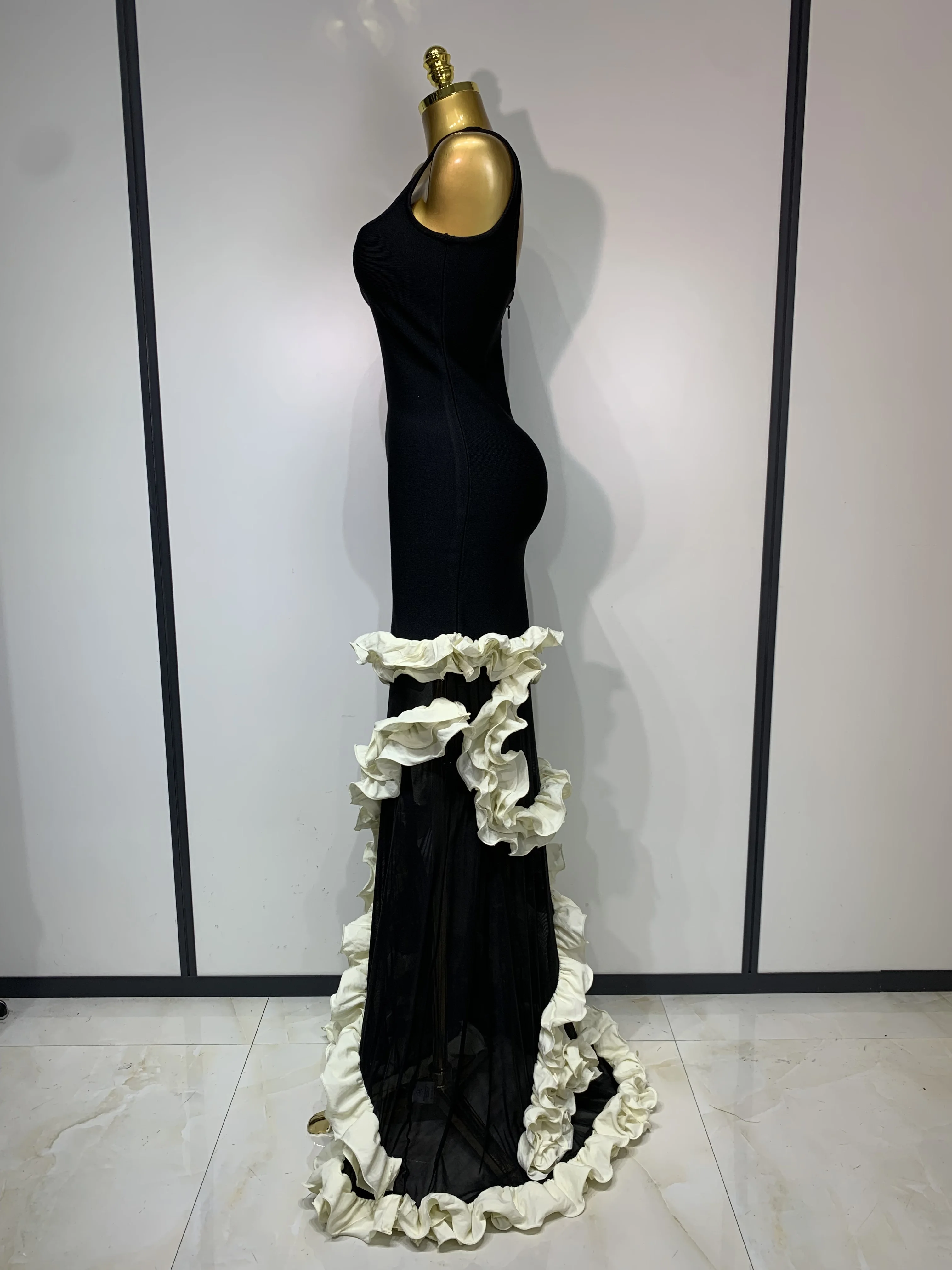 Women Black Sleeveless Ruffles Patchwork Maxi Bandage Dress 2025 Celebrity Elegant Evening Party Gowns Fashion Show Outfit