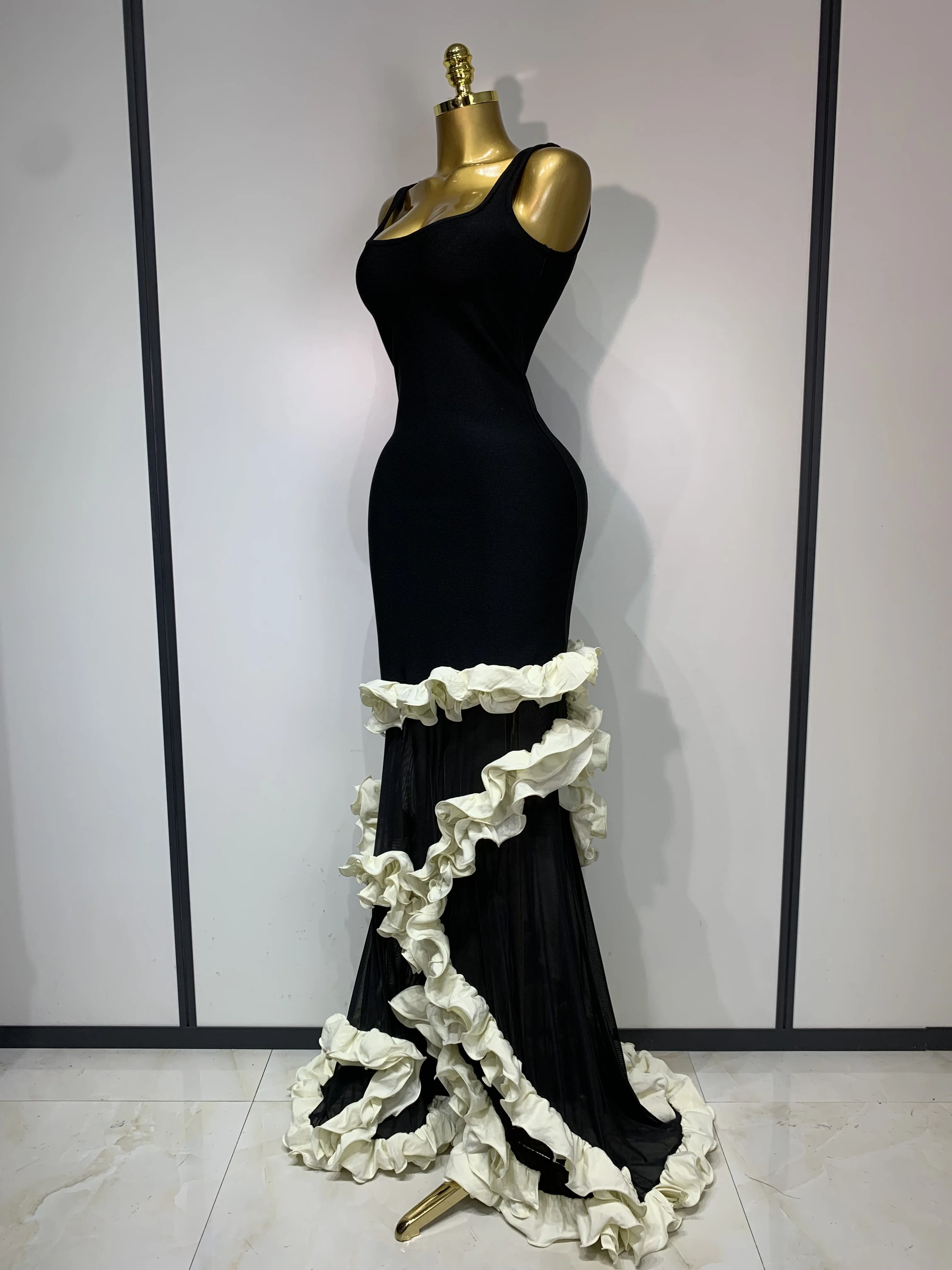 Women Black Sleeveless Ruffles Patchwork Maxi Bandage Dress 2025 Celebrity Elegant Evening Party Gowns Fashion Show Outfit