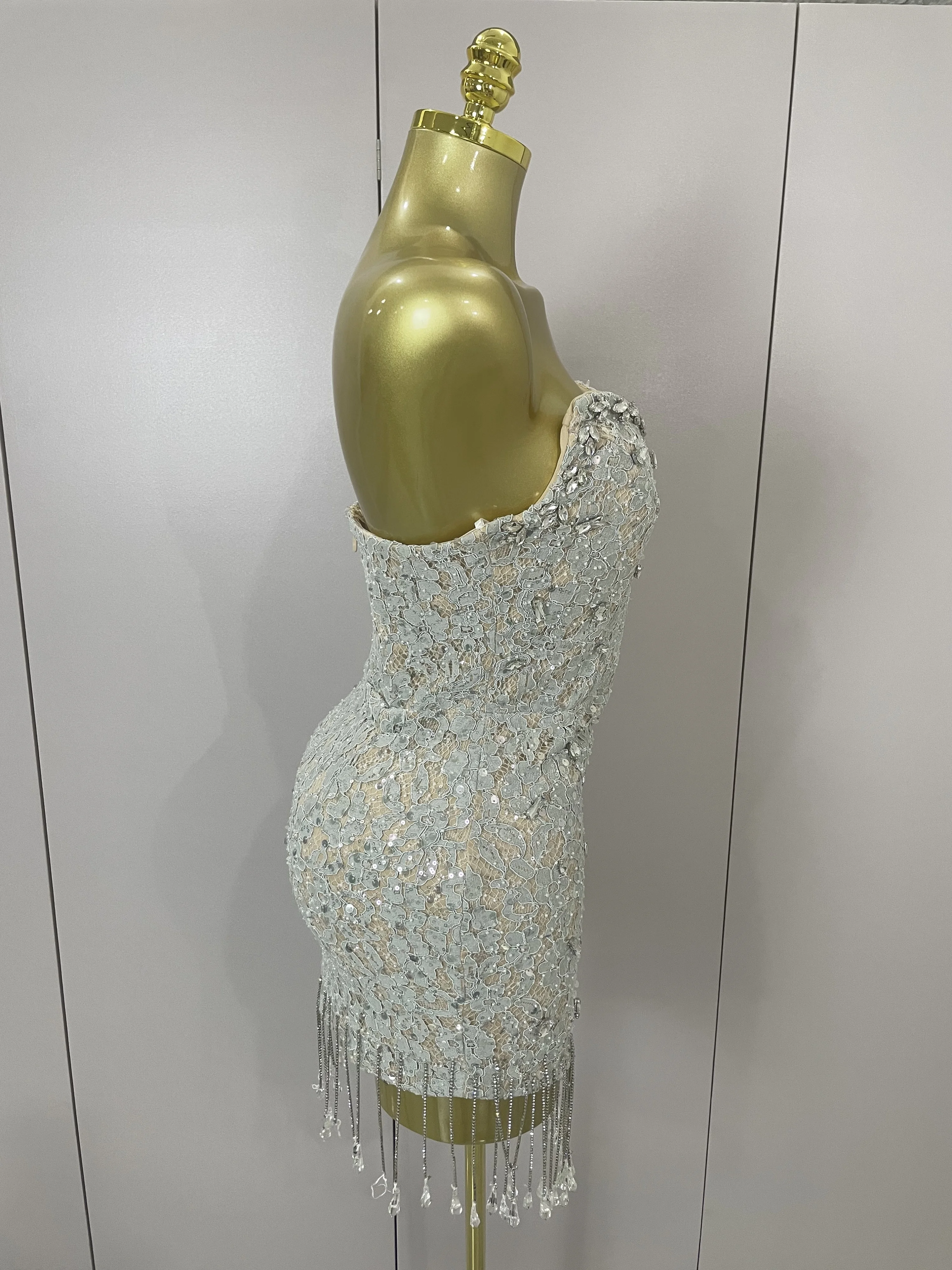 Luxury Sparkle Diamond Tassel Halter Cocktail Dress 2025 Women Elegant Evening Formal Gowns Wedding Party Dresses Stage Costumes