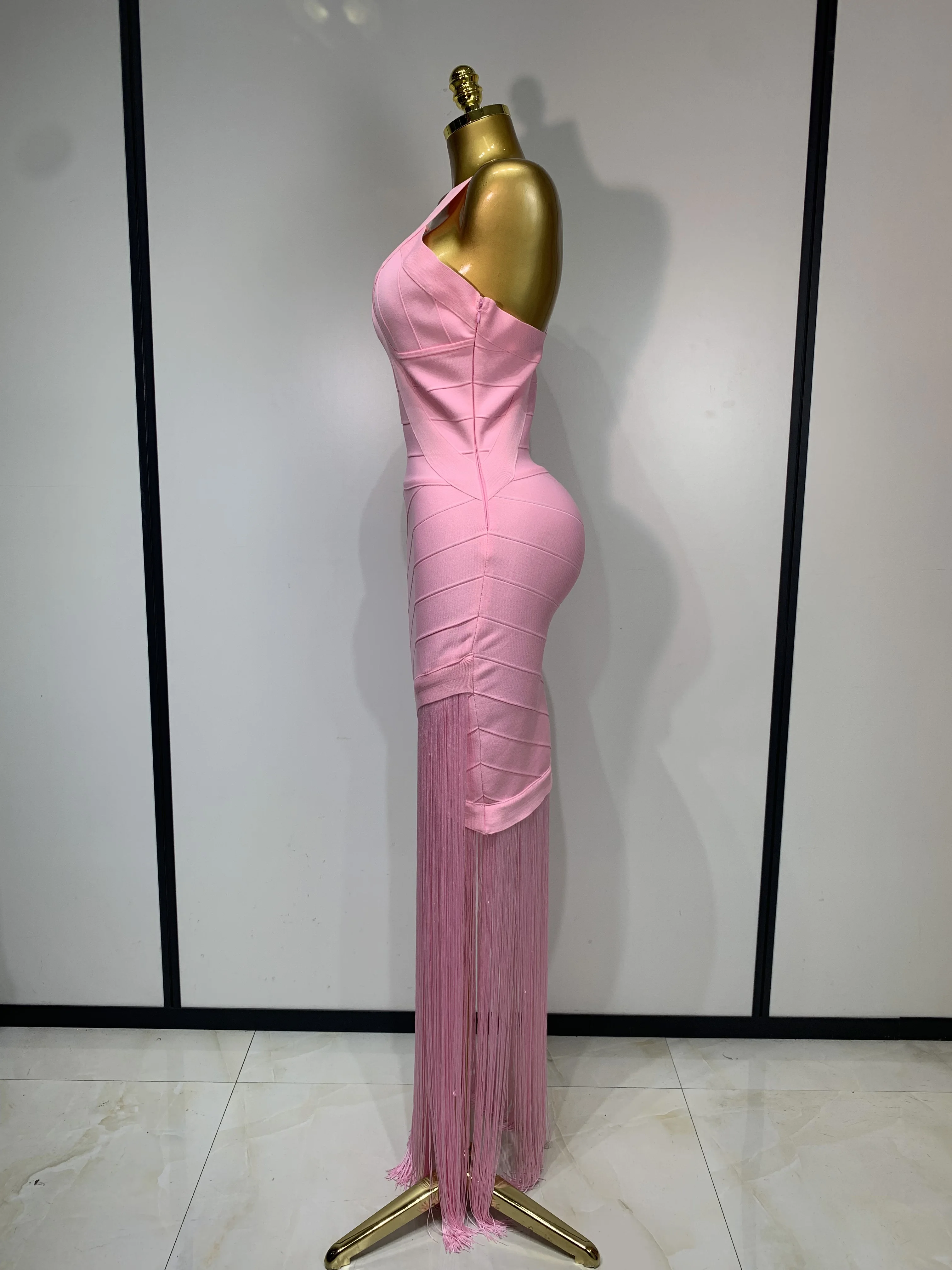 Women Sleeveless Sexy V-neck Tassel Bodycon Bandage Dress Celebrity Elegant Evening Party High Quality Club Birthday Dress