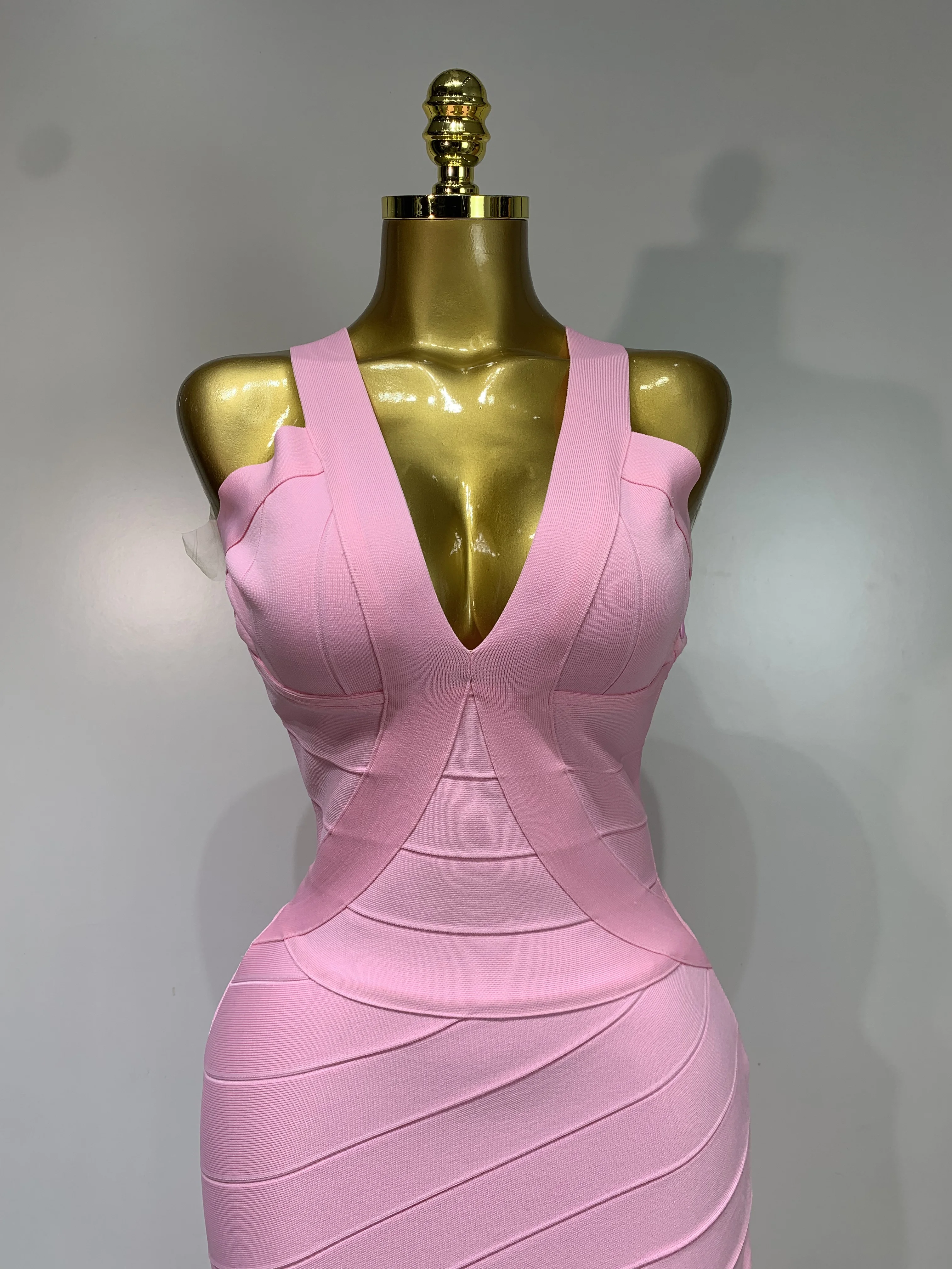 Women Sleeveless Sexy V-neck Tassel Bodycon Bandage Dress Celebrity Elegant Evening Party High Quality Club Birthday Dress