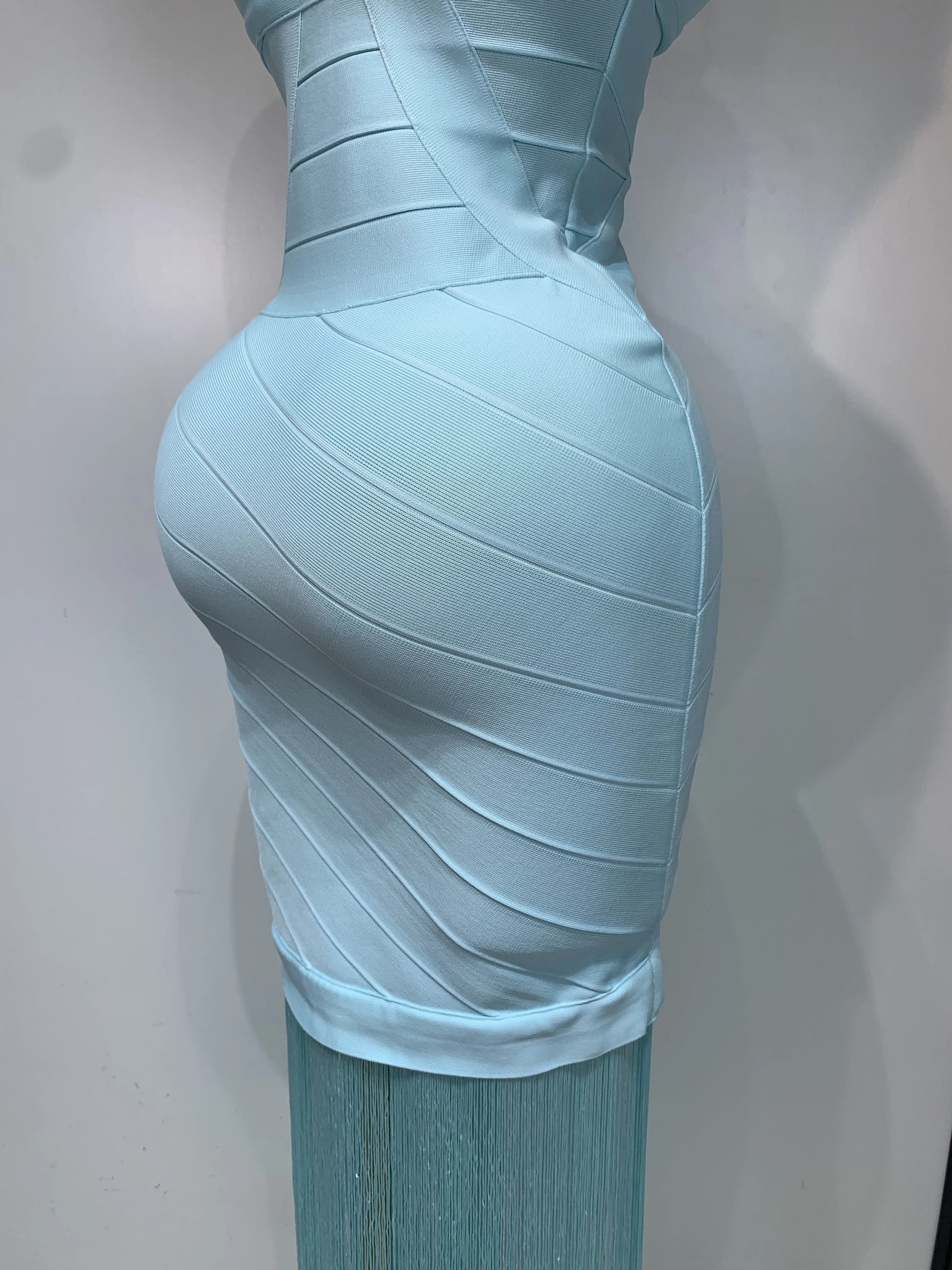 Women Sleeveless Sexy V-neck Tassel Bodycon Bandage Dress Celebrity Elegant Evening Party High Quality Club Birthday Dress