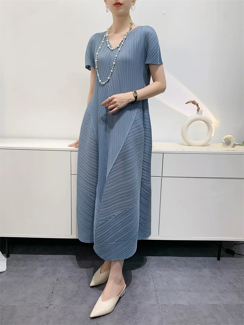 Miyake Bud Elegant Dresses for Women 2024 Autumn New Pleated Casual Fashion Solid Color Party Formal Occasion Dresses