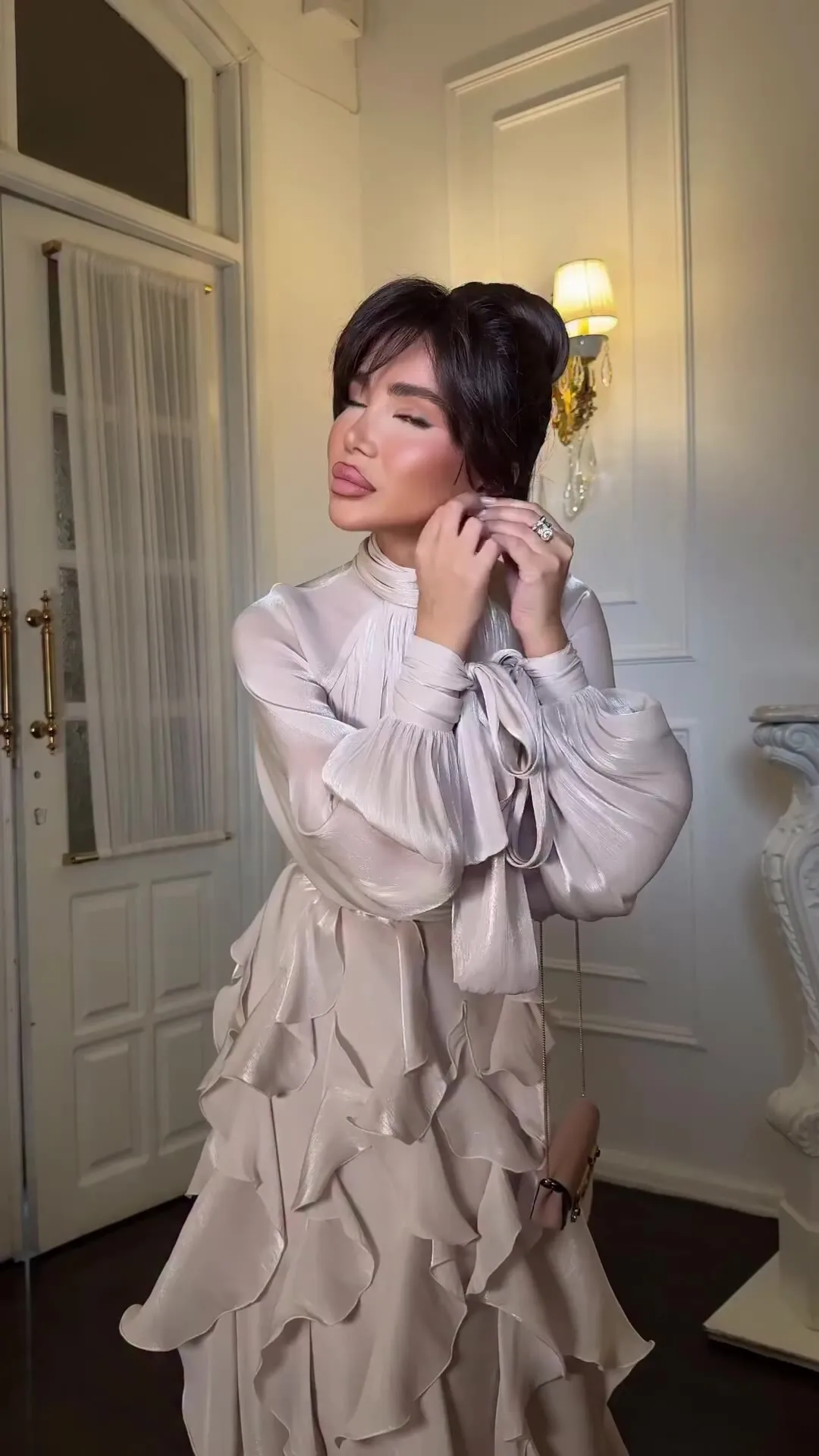 LGRQ Early Autumn Turtleneck Lantern Sleeves Shinny Ruffles Pullover Floor Length Vacation Dress High Waist Female Vestido