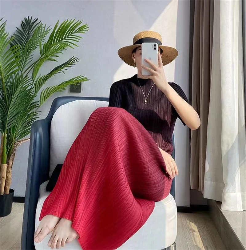 Long Dresses Elegant Party Dresses Woman Miyake Pleated Dress Female Gradient Long Loose Fashion Stitching Drape Bottoming Dress