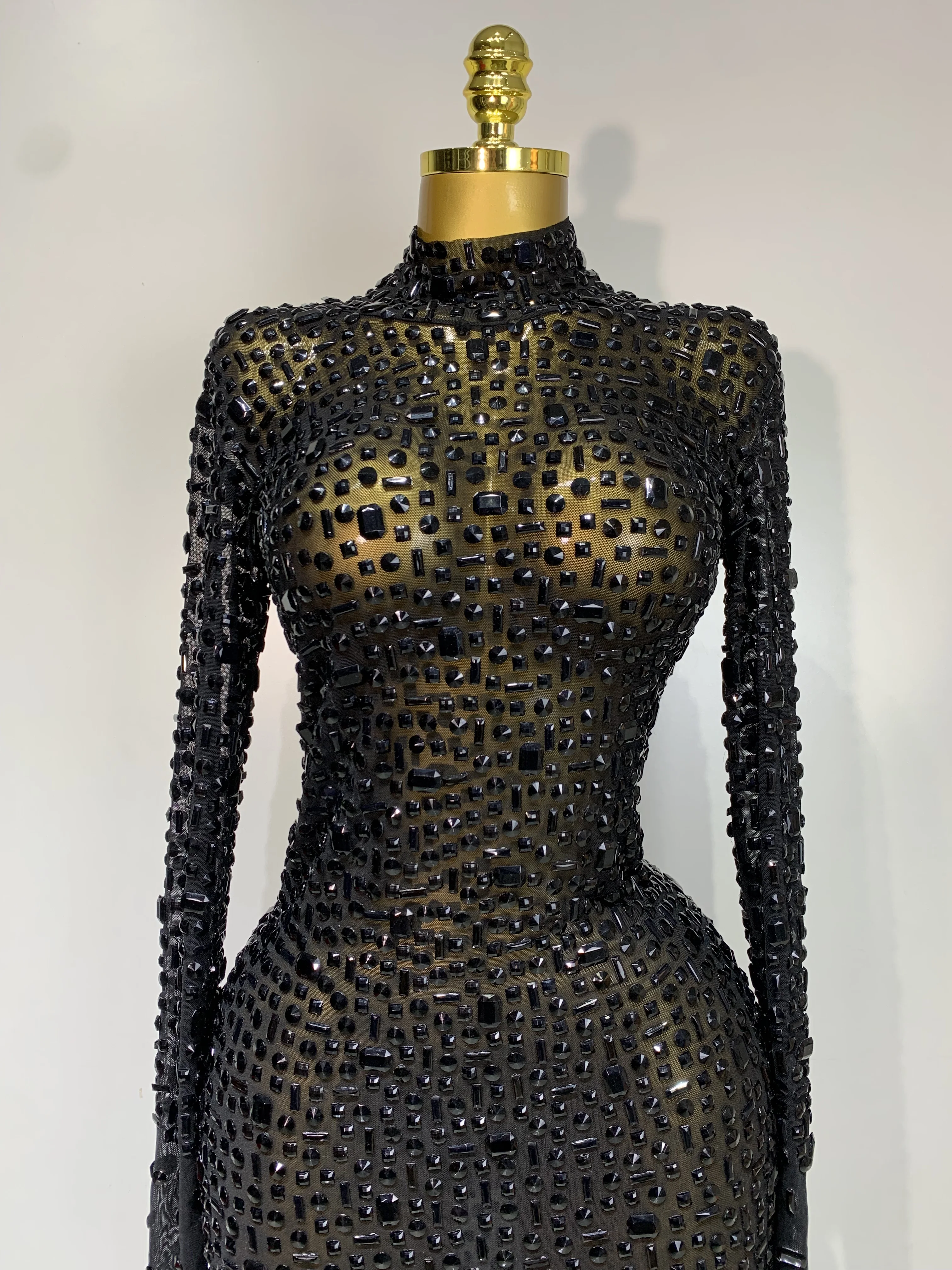 Sparkly Luxury Rhinstones Long Sleeve Elegant Party Dress Women 2025 Performance Stage Outfit Evening Birthday Prom Gown