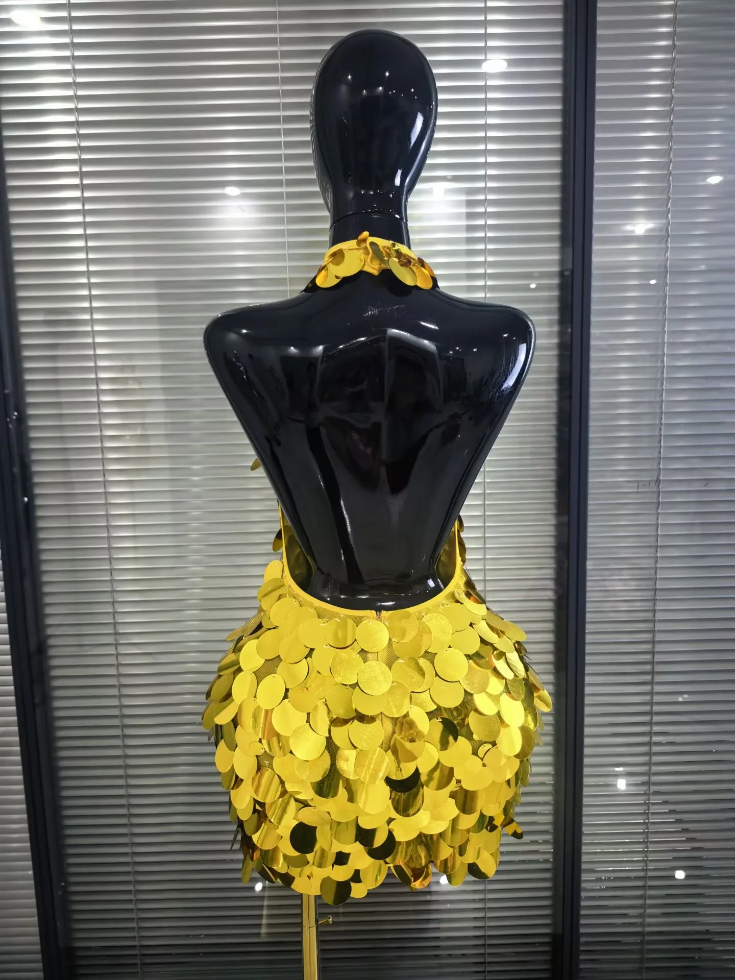 Shining Sequins Women Sexy Halter Off the Shoulder Backless Bodycon Mini Dress Nightclub Party Celebrate Bar Singer Stage Wear
