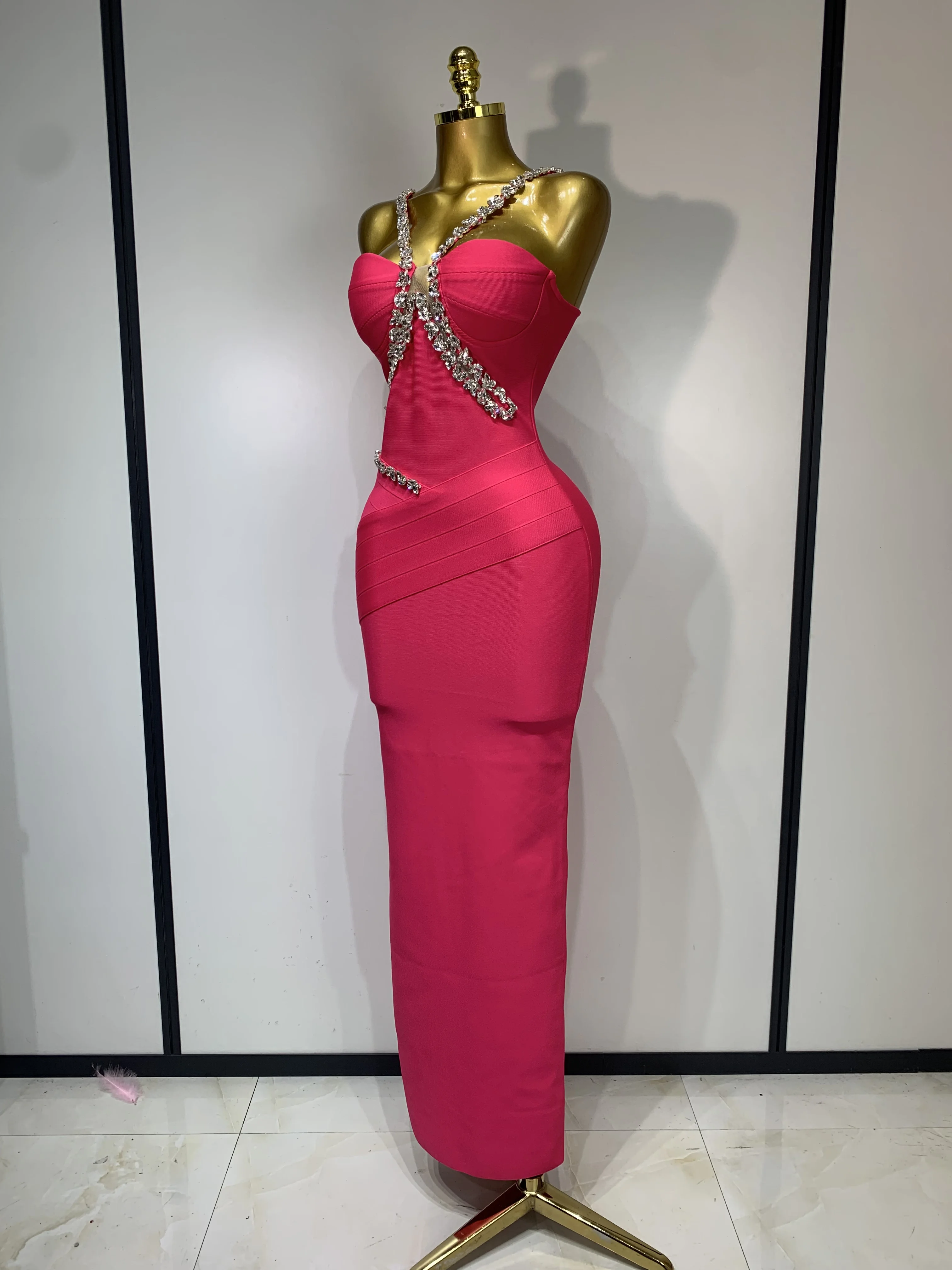 Women Sexy Backless Shinning Crystal Bodycon Long Bandage Dresses Celebrate Birthday Elegant Evening Party Wedding Guest Gown