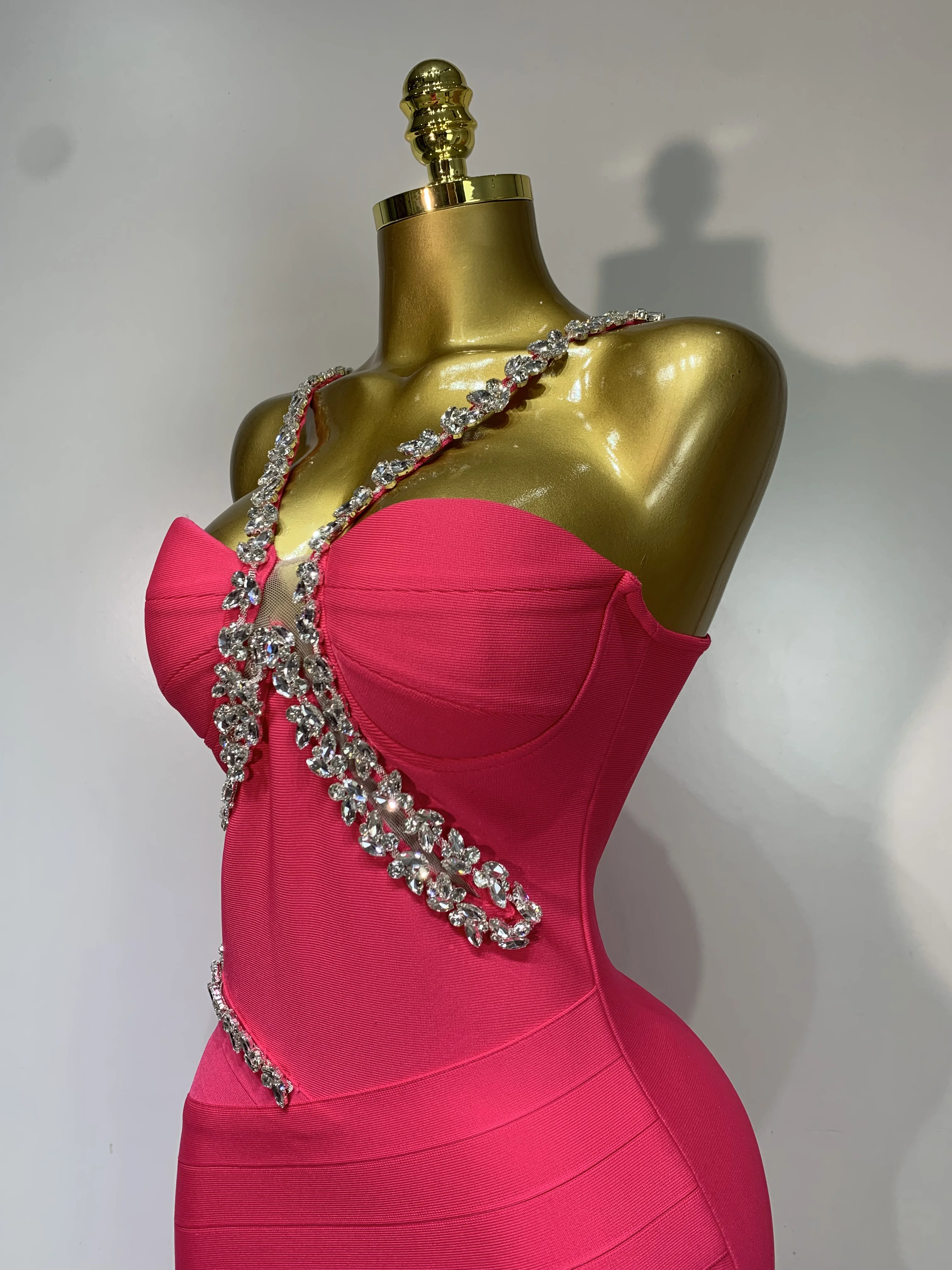 Women Sexy Backless Shinning Crystal Bodycon Long Bandage Dresses Celebrate Birthday Elegant Evening Party Wedding Guest Gown