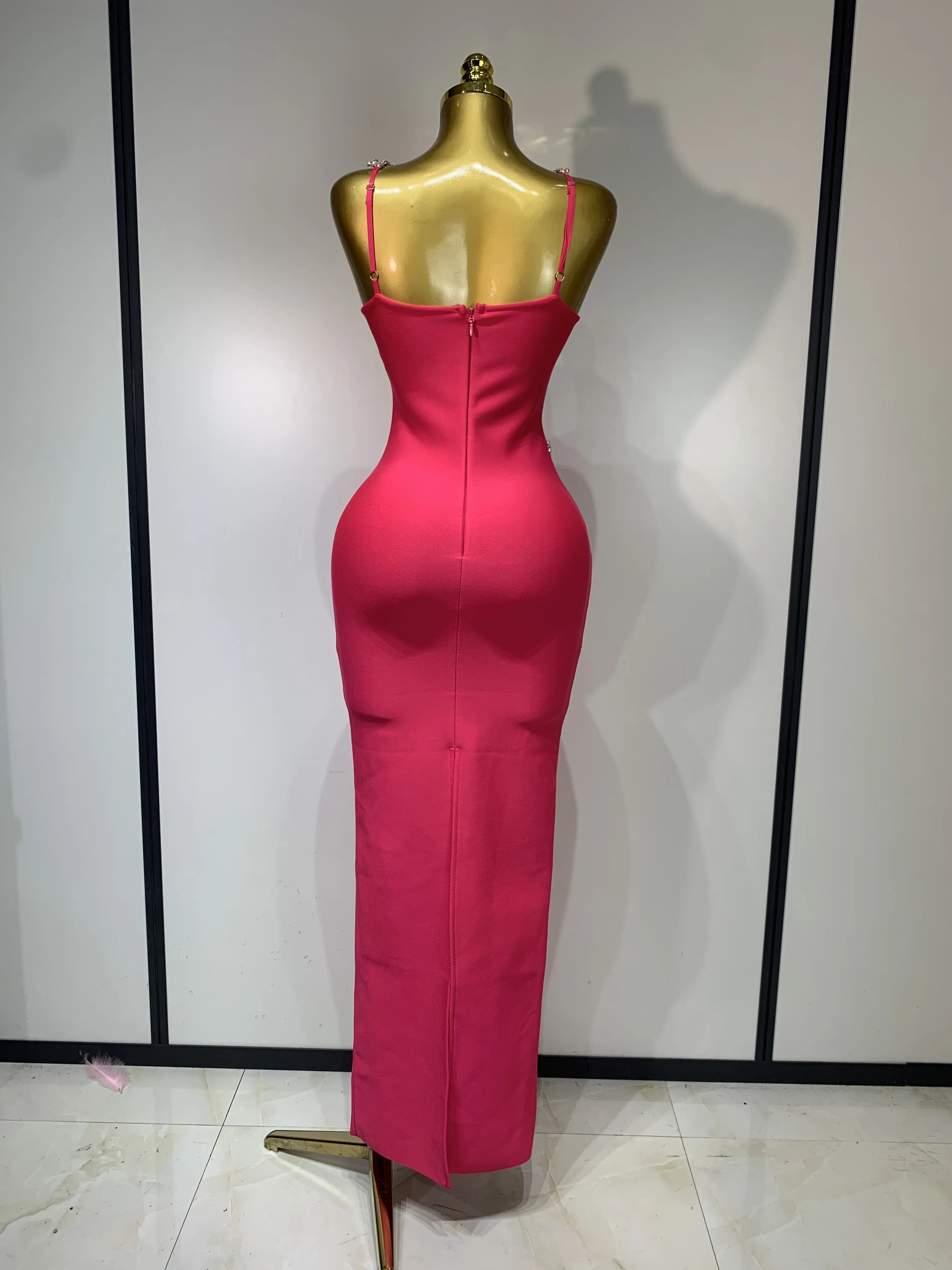 Women Sexy Backless Shinning Crystal Bodycon Long Bandage Dresses Celebrate Birthday Elegant Evening Party Wedding Guest Gown