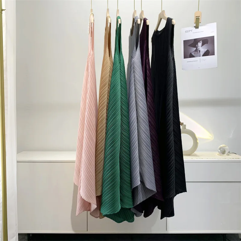 ALSEY Miyake Pleated Fashion Sleeveless Women for Dress Summer New Elegant O-neck Solid Color Loose Simple Casual Party Dress
