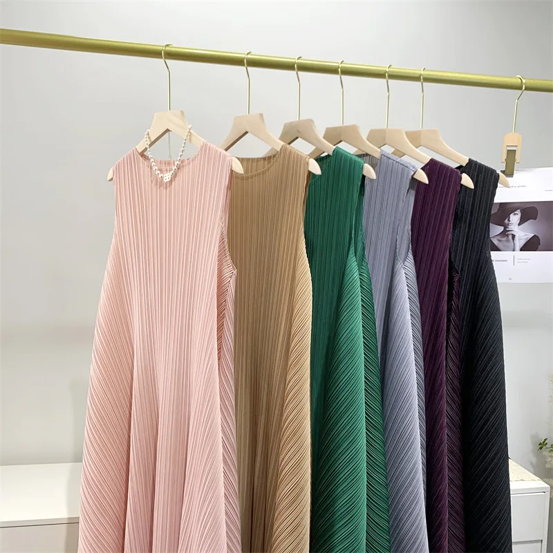 ALSEY Miyake Pleated Fashion Sleeveless Women for Dress Summer New Elegant O-neck Solid Color Loose Simple Casual Party Dress