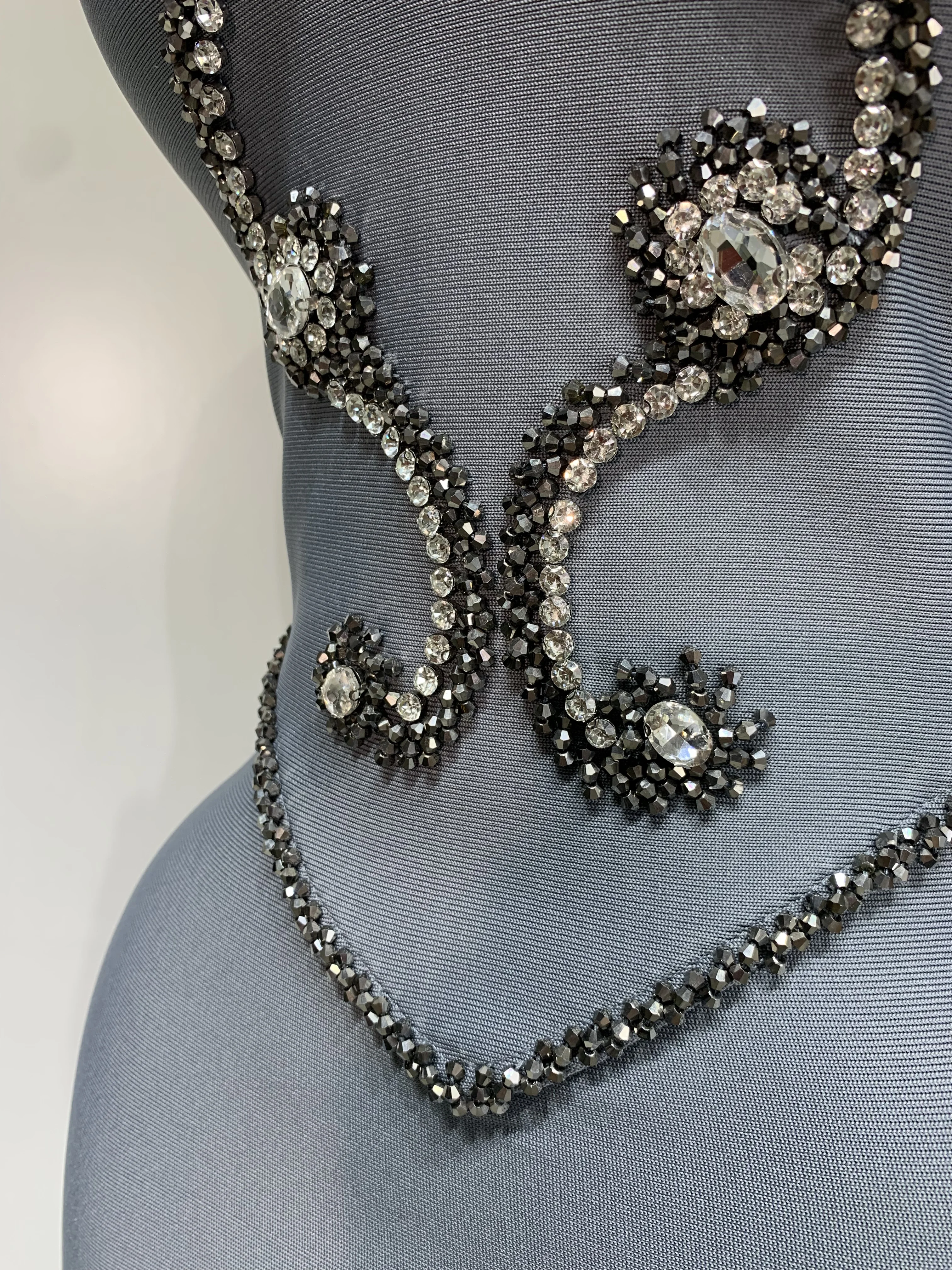 High Quality Strapless Beading With Necklace Bandage Dress Celebrity Elegant Evening Party Fancy Club Birthday Dresses