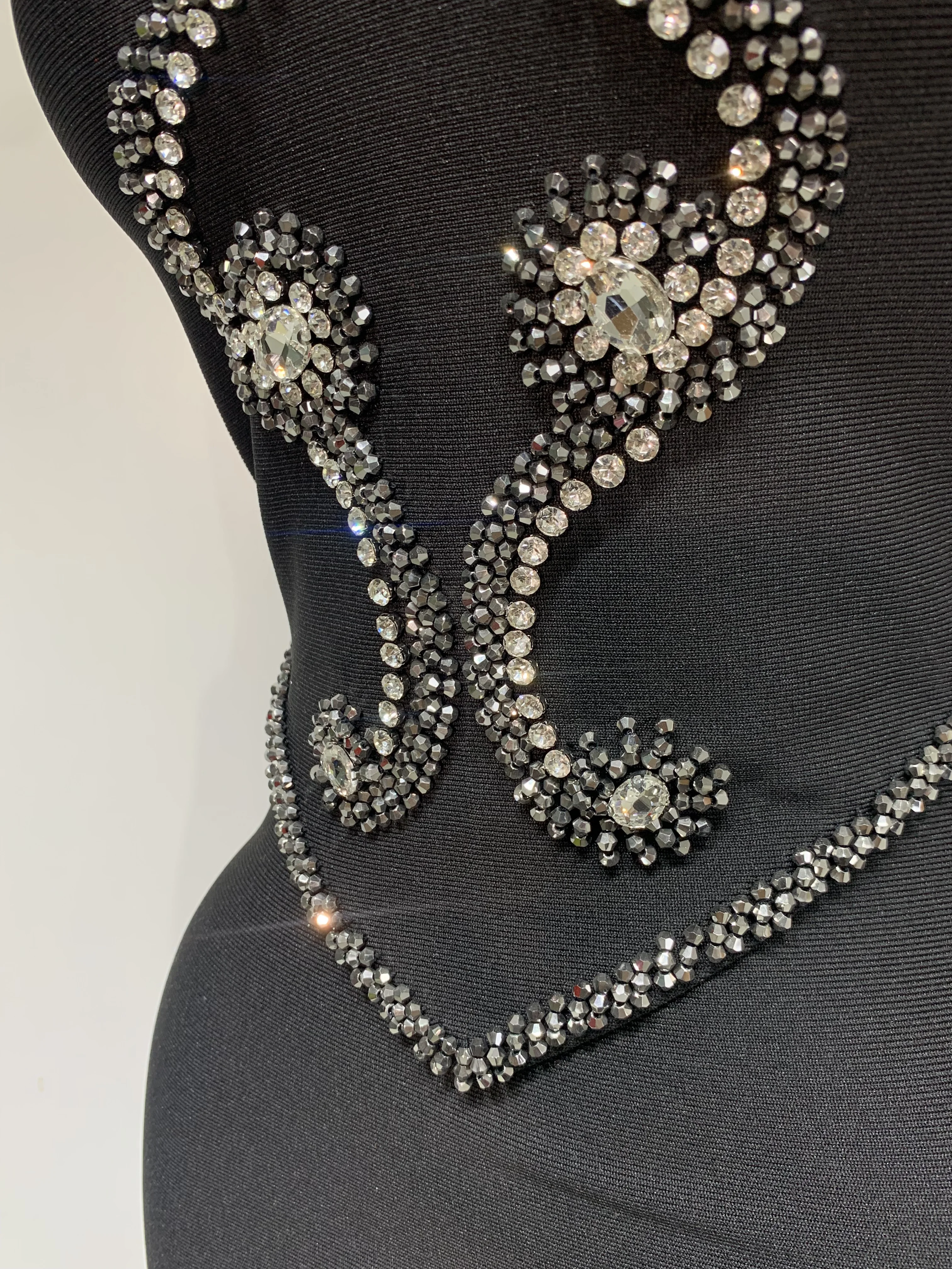 High Quality Strapless Beading With Necklace Bandage Dress Celebrity Elegant Evening Party Fancy Club Birthday Dresses