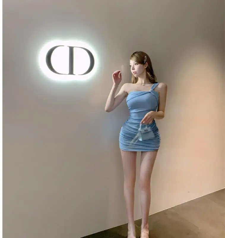 Summer women's sexy one-shoulder pleated slim dress butt-covering skirt