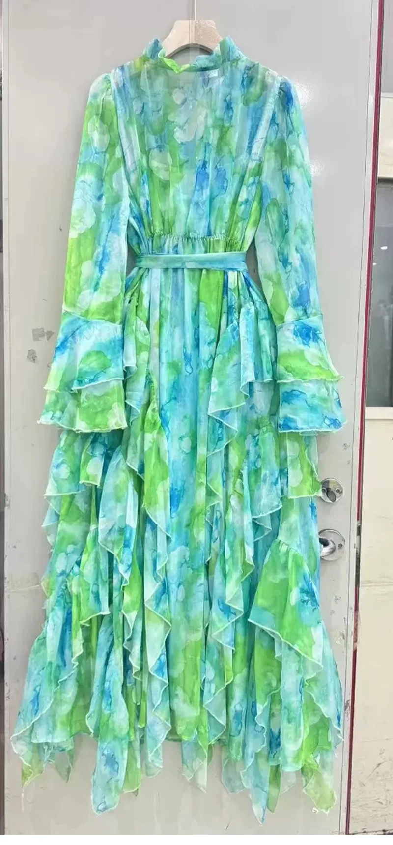 Spring/summer 2025 new V-neck long-sleeved dress with sling print elegant lace waist wooden ear layer upon layer ruffled long sk