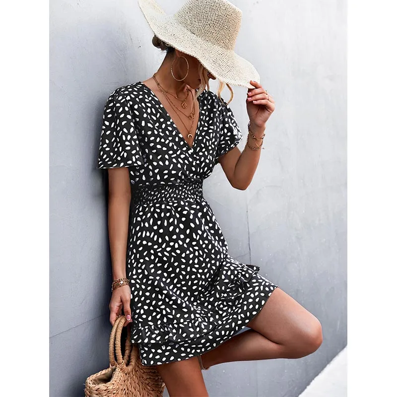 Women's Sexy V-Neck Mini Dress Floral Print Slim Fit Short Elegant Dress with Lotus Leaf Sleeves Fashionable Female Attire