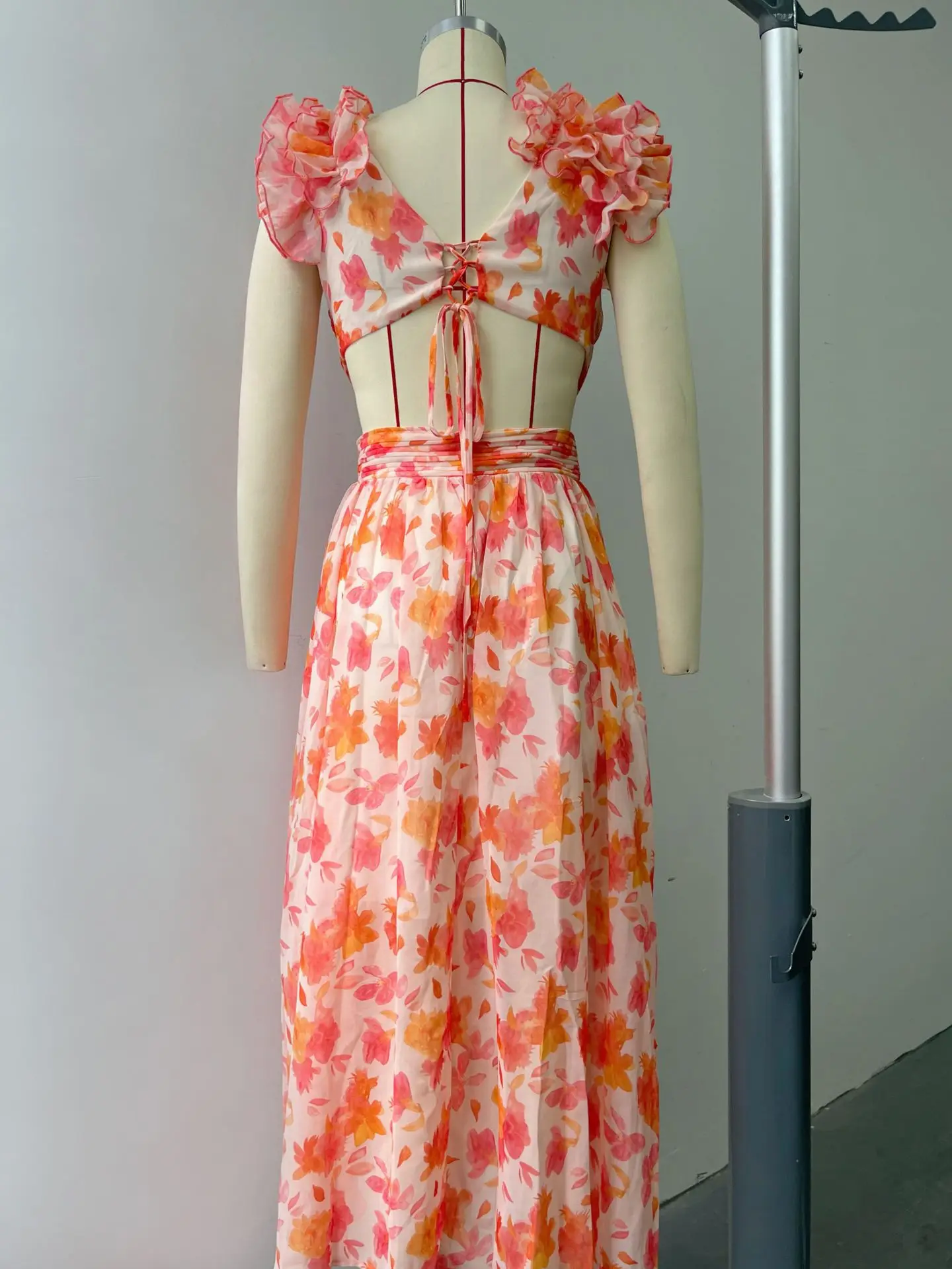 Summer Vacation Sexy Print Long Dress Deep V-Neck Backless Slim Fit Ruffled Floral Dress