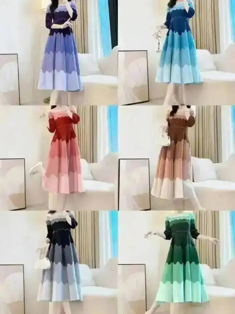 GVUW Fashion Pleated Women's Dress Wave Gradient Three Quarter Sleeved Round Neck Pullover Dresses 2026 Summer New Tide 17S3684