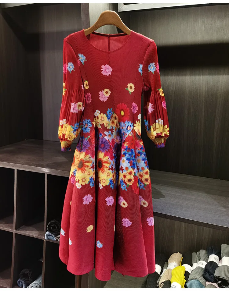 LANMREM Spring New Oil Painting Print Ruched Dress Women's Beach Vacation Platycodon French Long Dress Fairy Style