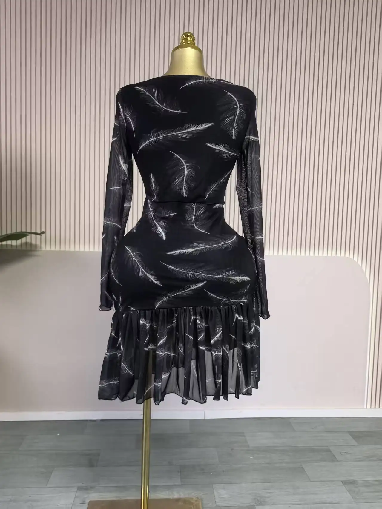 CM.YAYA Women Full Sleeve Print Stacked Ruffles Bodycon Mini Dress Fall Evening Birthday Vacation Party Vestidos Sexy Dresses